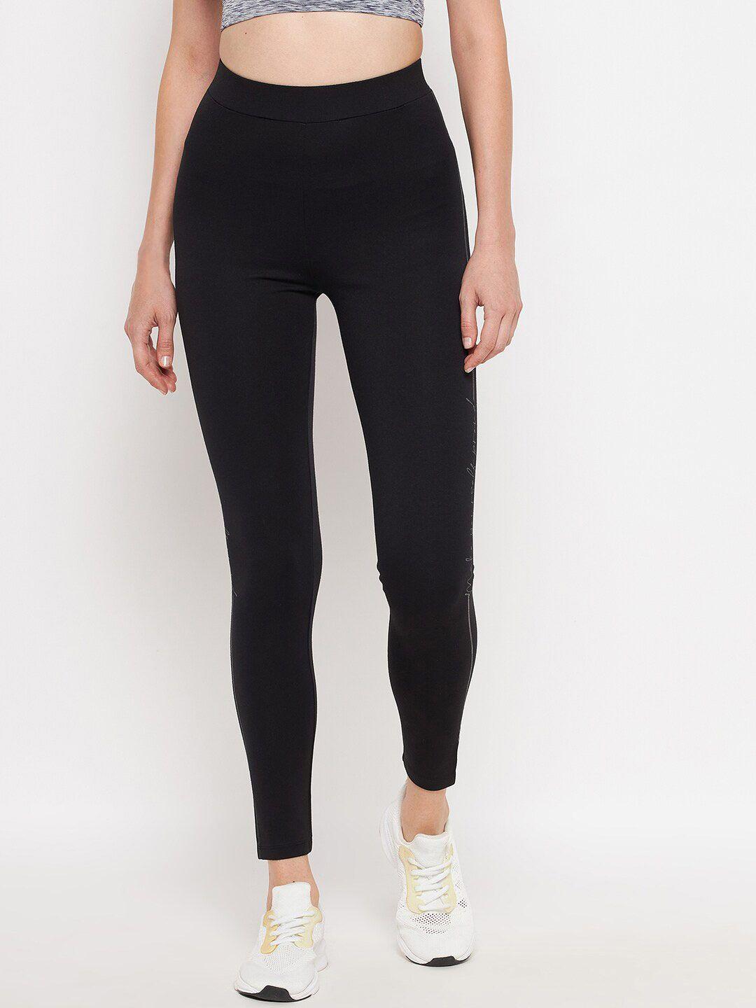 Madame Woman Black Solid Cotton Jeggings