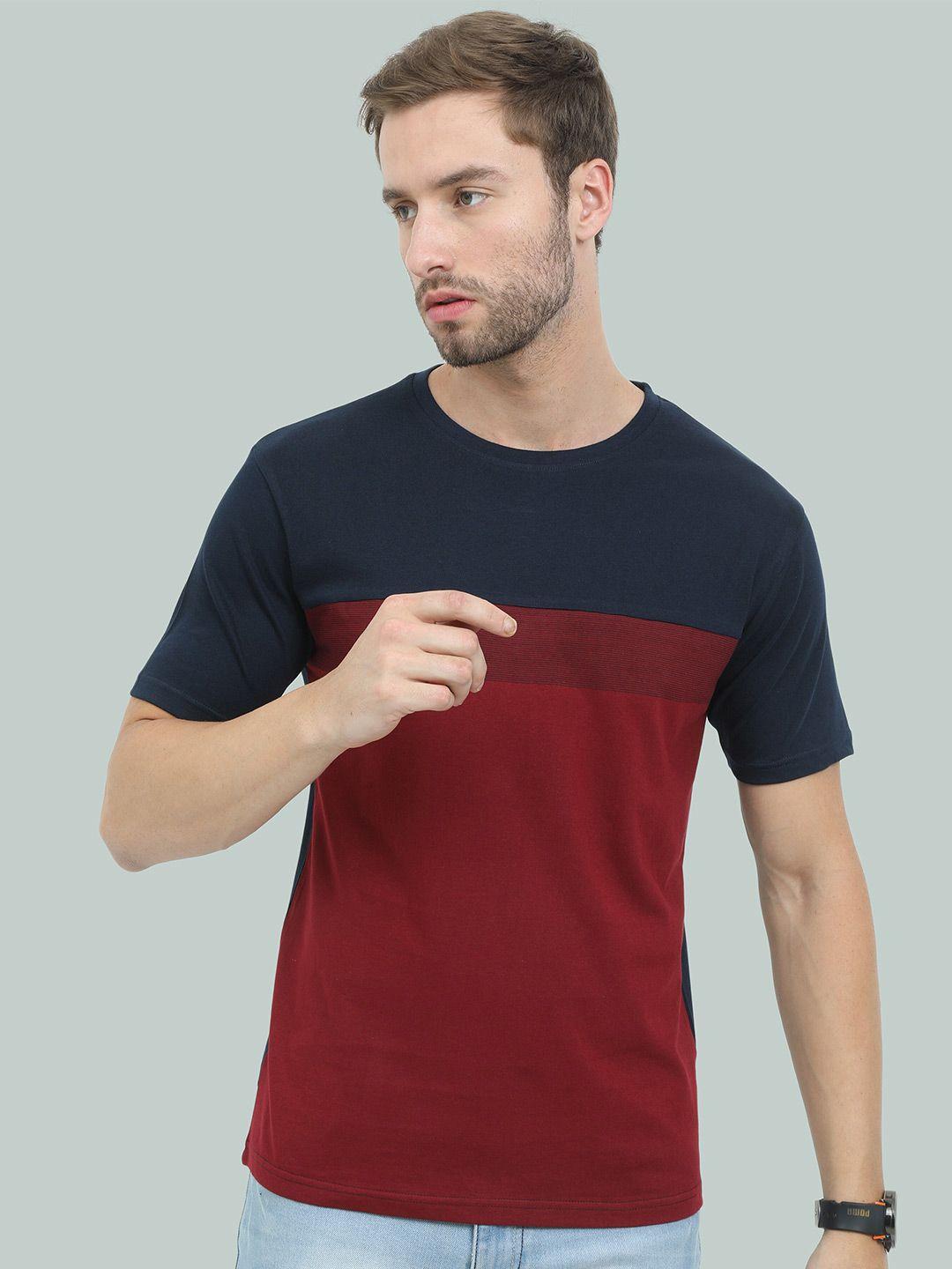 REYA Men Maroon Colourblocked T-shirt