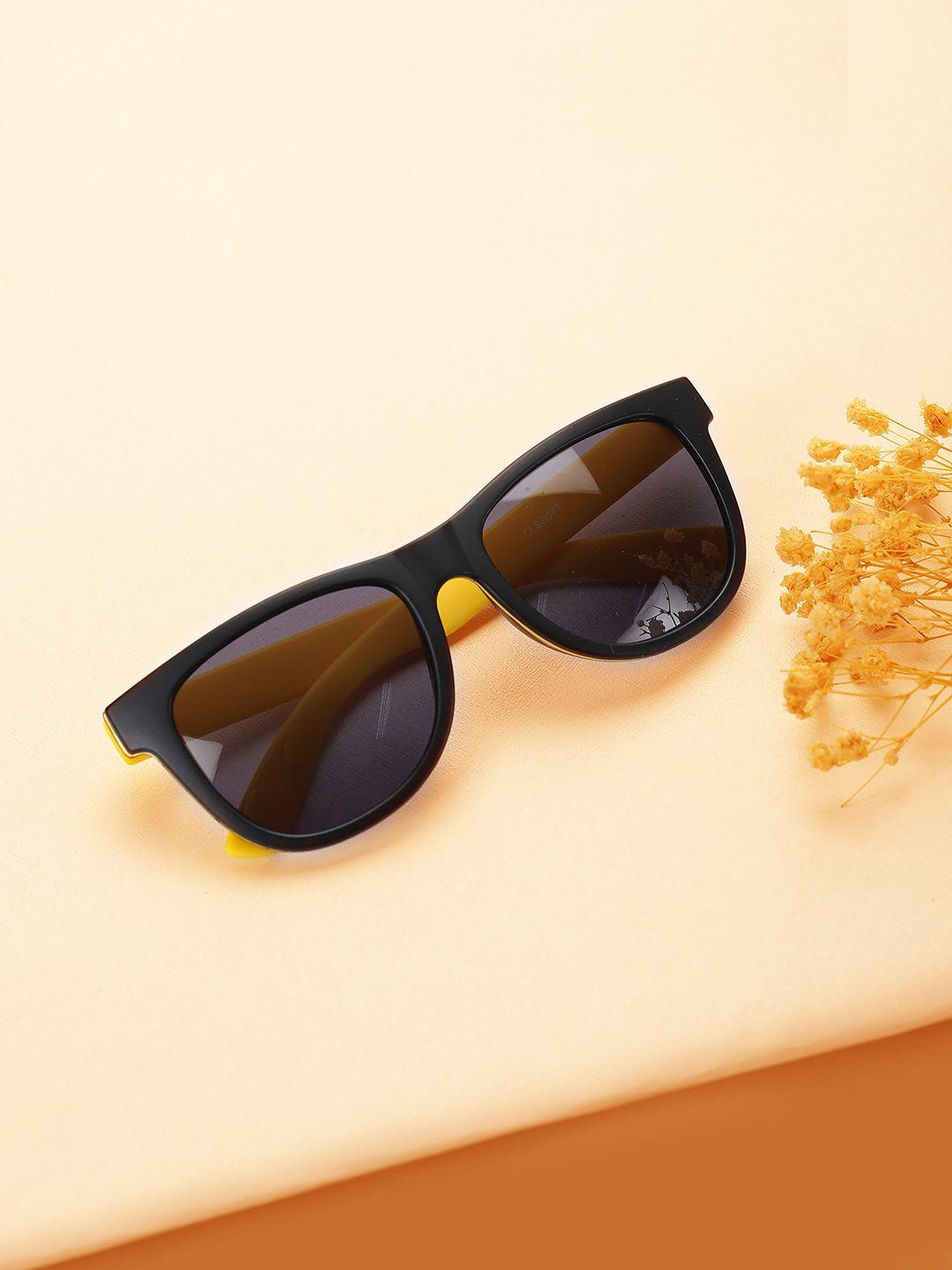 carlton-london-boys-black-lens-&-yellow-wayfarer-sunglasses