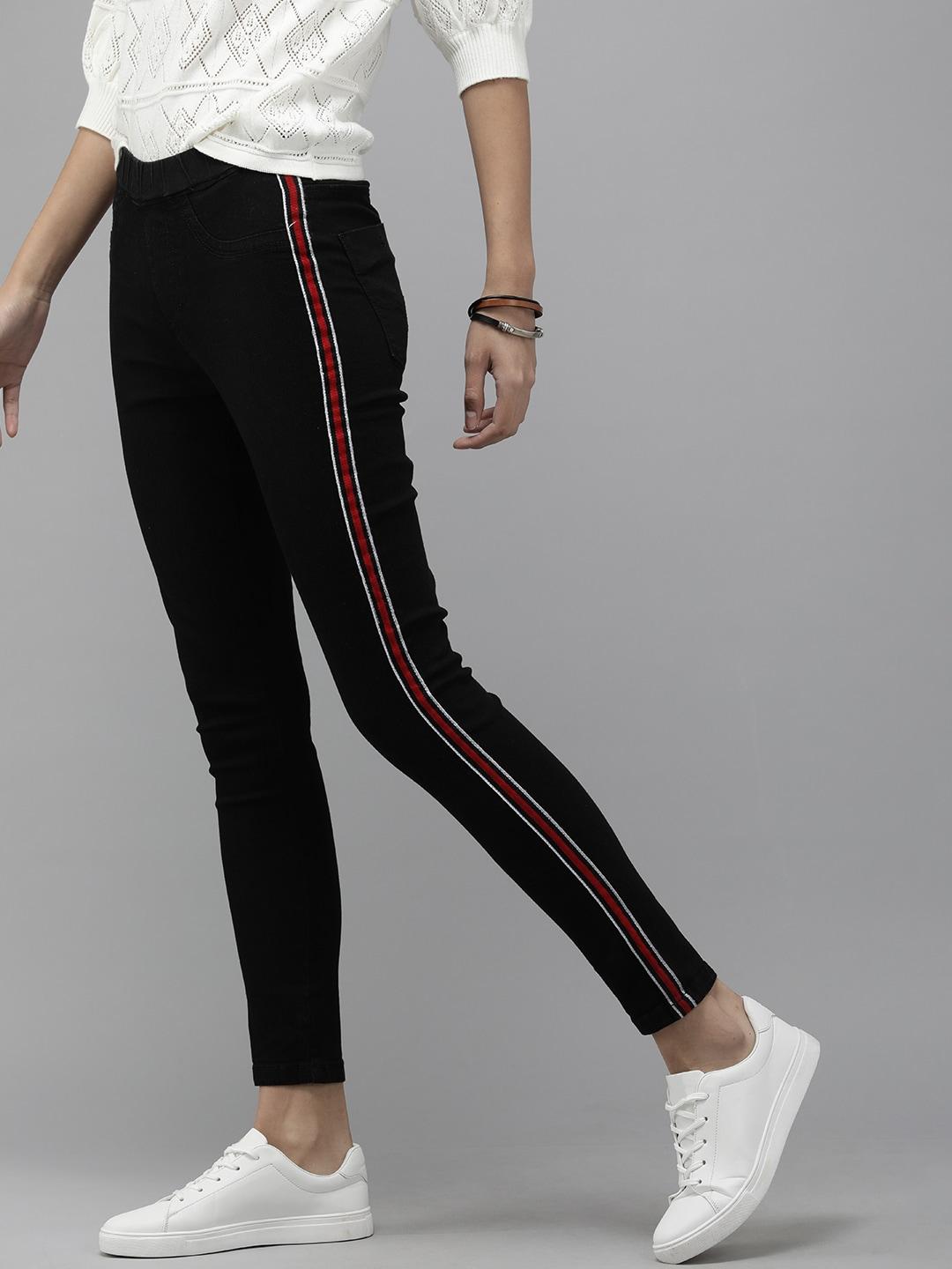 Roadster Women Black & Red Side Taped Ankle Length Skinny Fit Jeggings