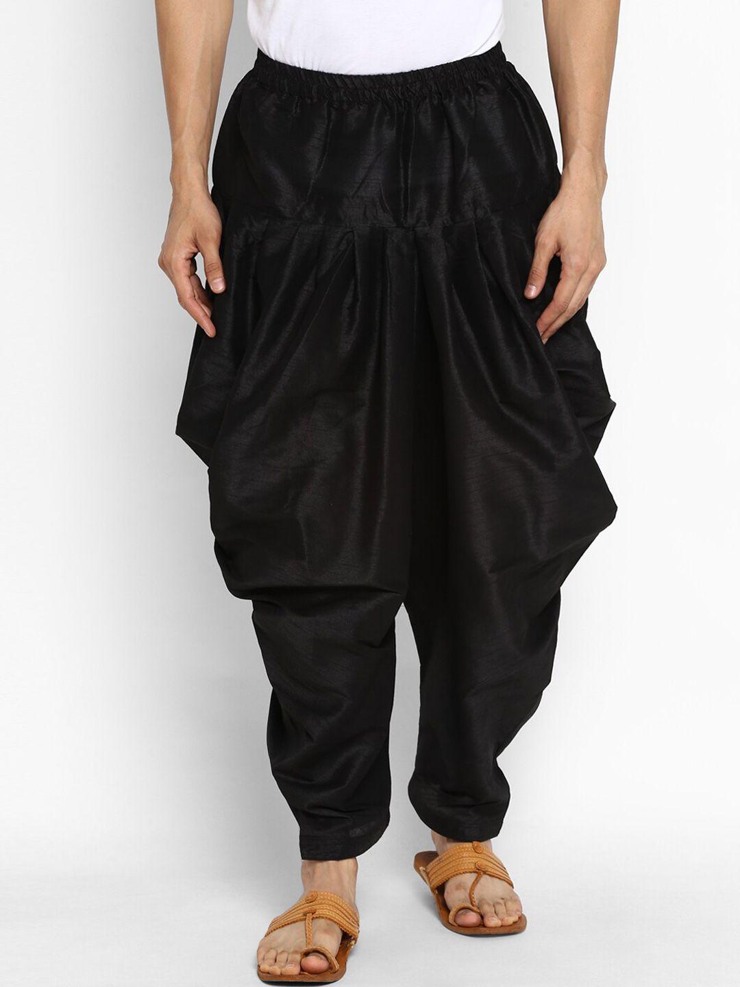 royal-kurta-men-black-solid-loose-fit-pyjama