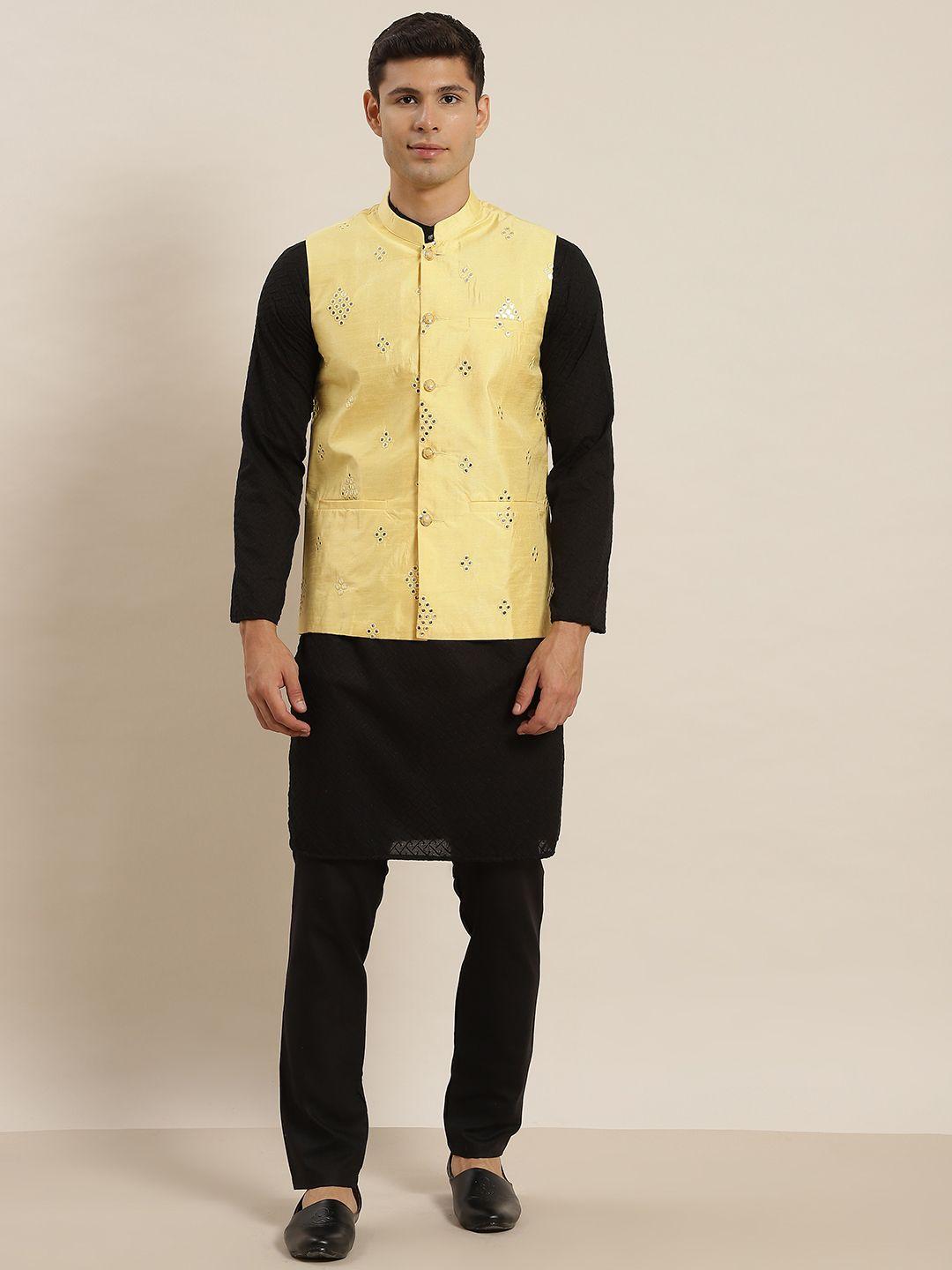 sojanya-men-black-embroidered-chikankari-pure-cotton-kurta-with-churidar-&-nehru-jacket