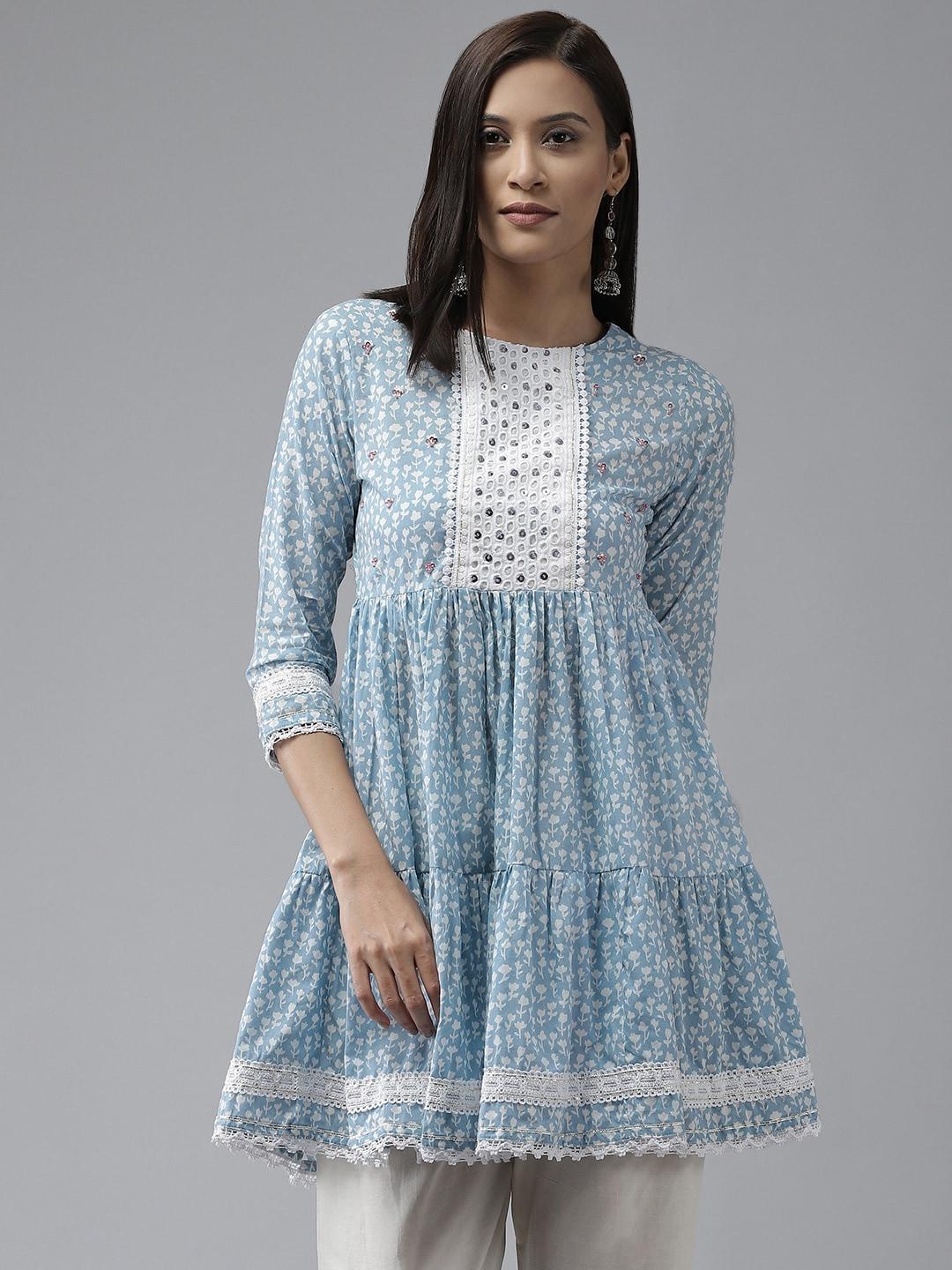Amirah s Blue & White Ethnic Motifs Printed Lace Inserts Pleated Pure Cotton Tunic