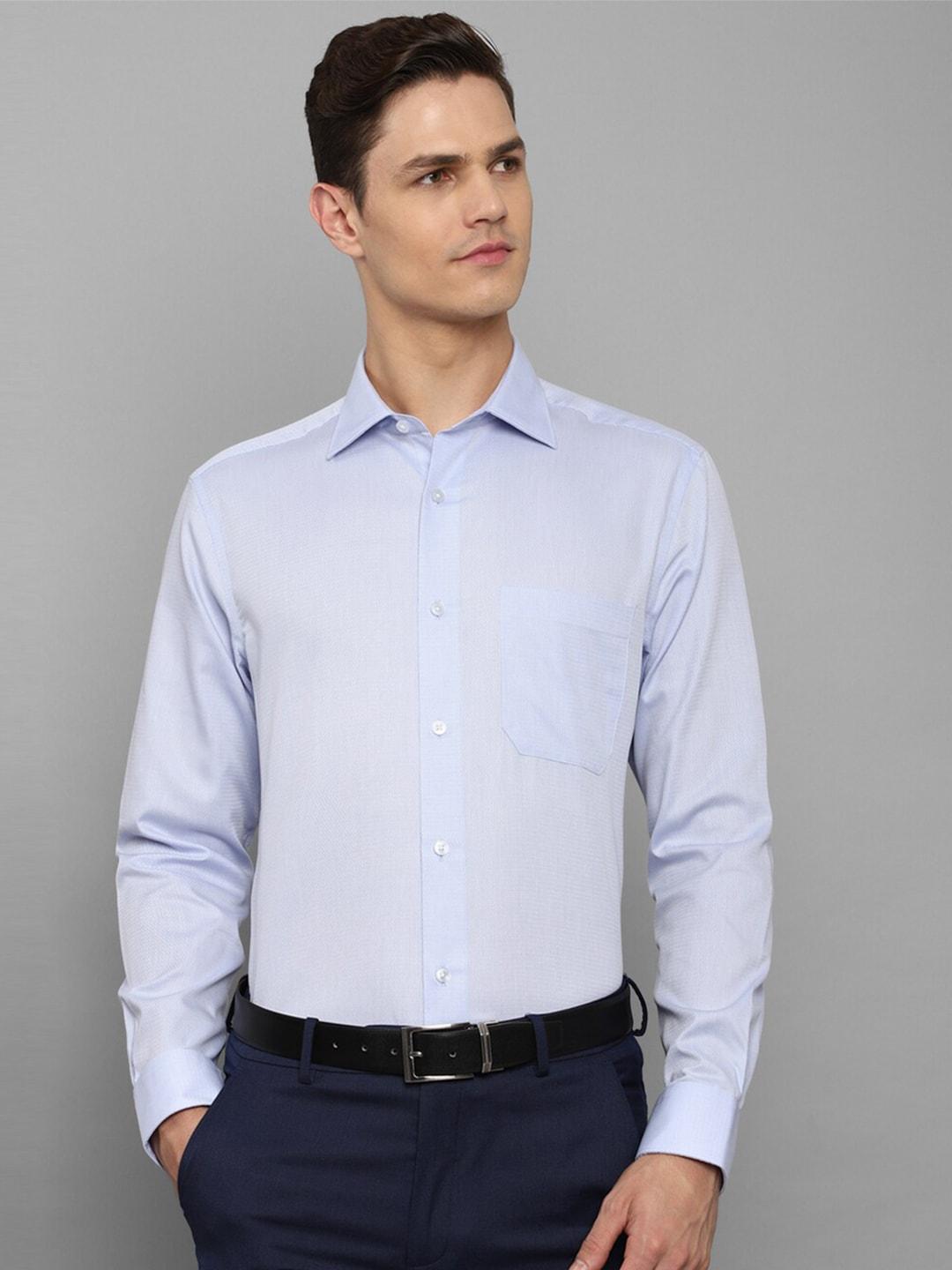 Louis Philippe Men Blue Solid Spread Collar Slim Fit Formal Shirt