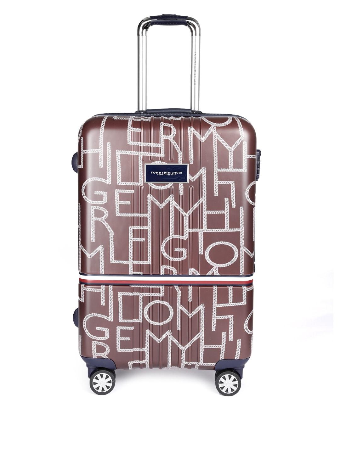 tommy-hilfiger-printed-4-wheels-360-degree-rotation-medium-trolley-bag
