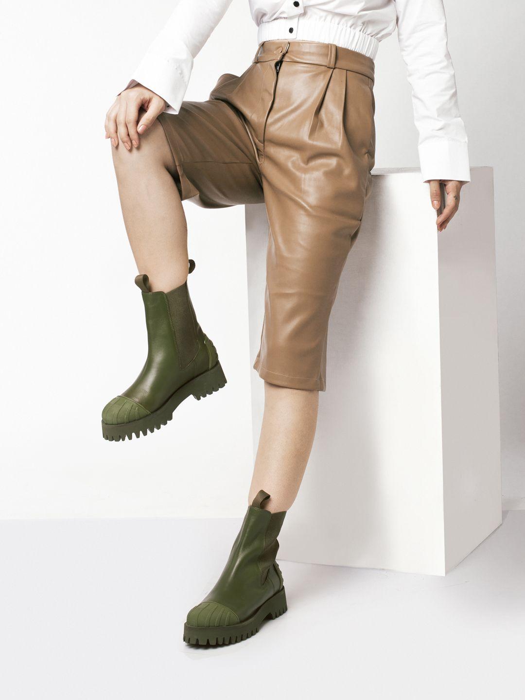 saint-g-green-leather-mid-top-chelsea-boots