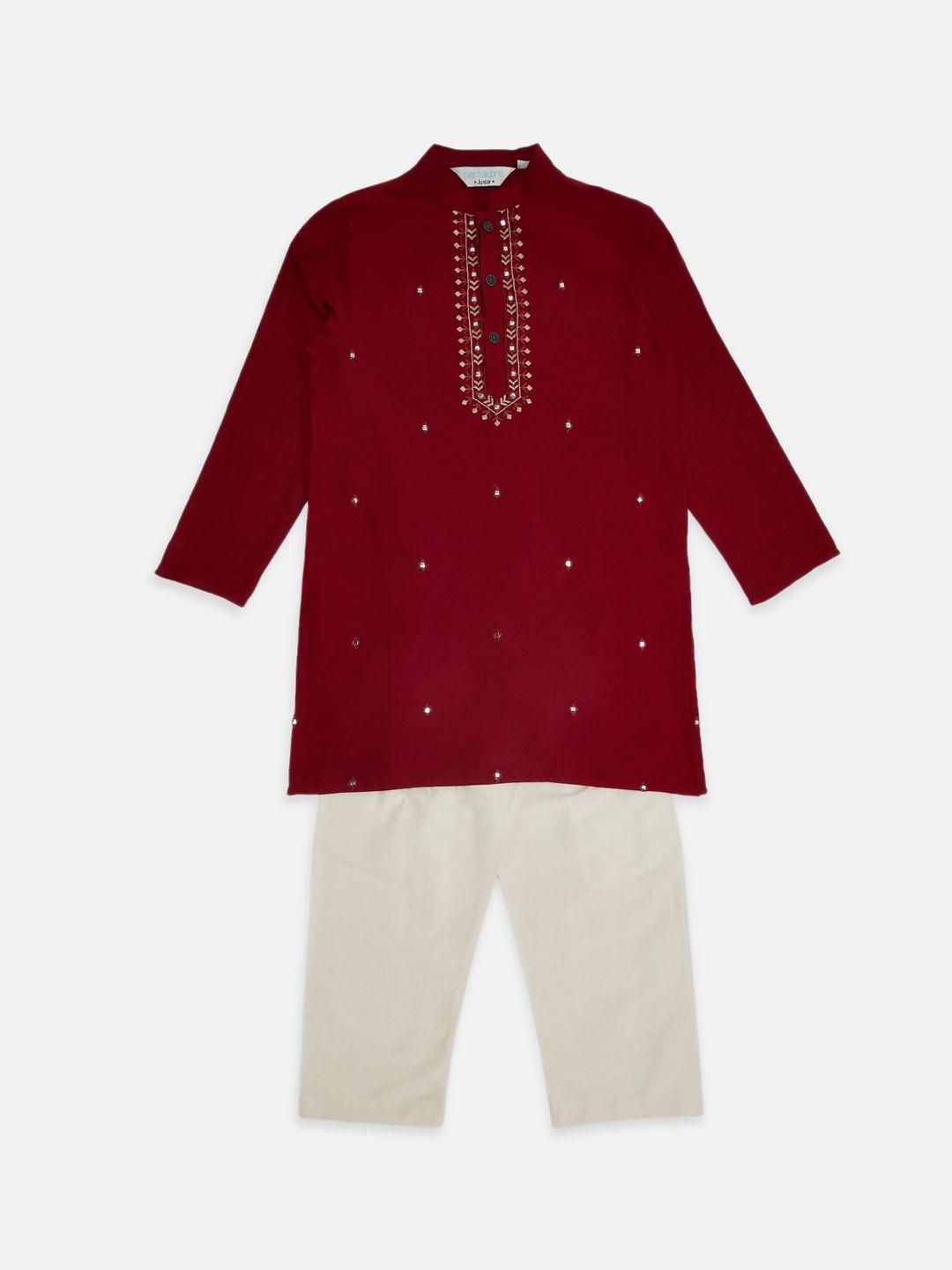 indus route by Pantaloons Boys Maroon Ethnic Motifs Embroidered Mirror Work Kurta with Pyjamas