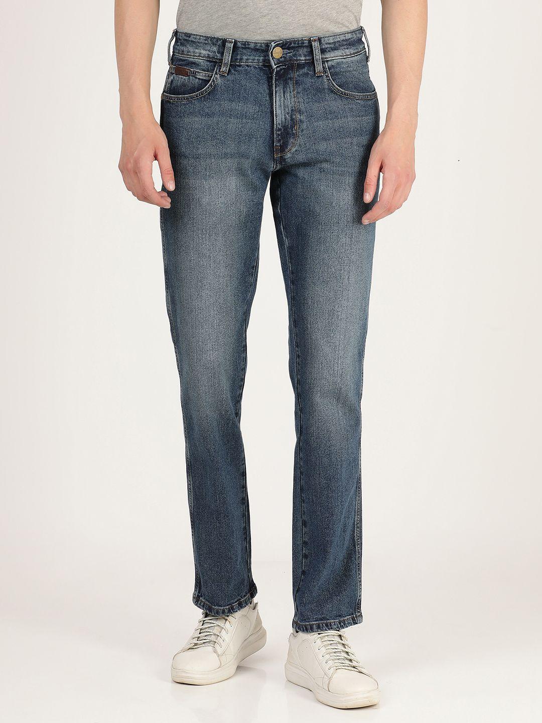 wrangler-men-blue-millard-straight-fit-low-distress-heavy-fade-stretchable-jeans
