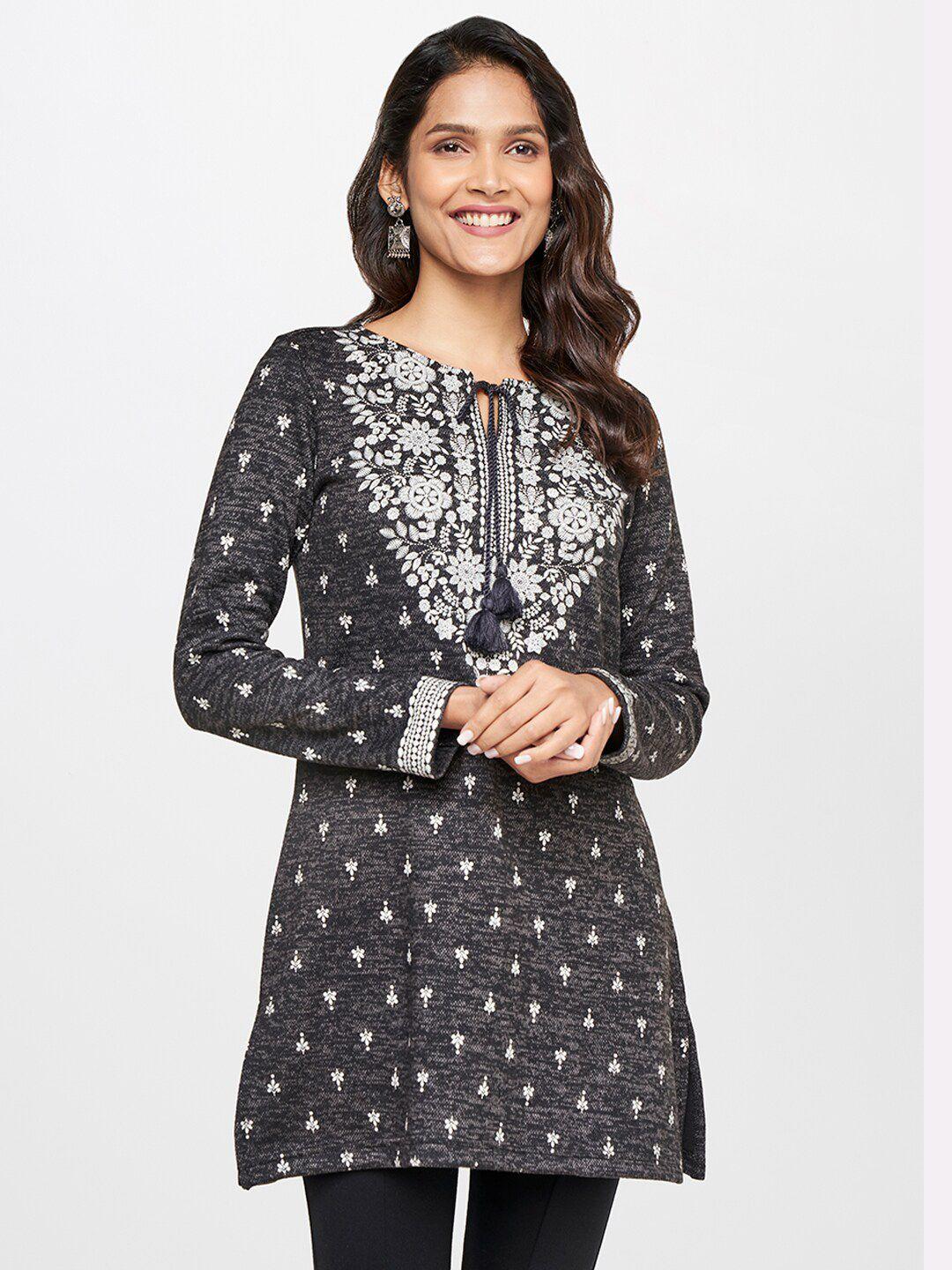 itse Black & Grey Embroidered Tunic