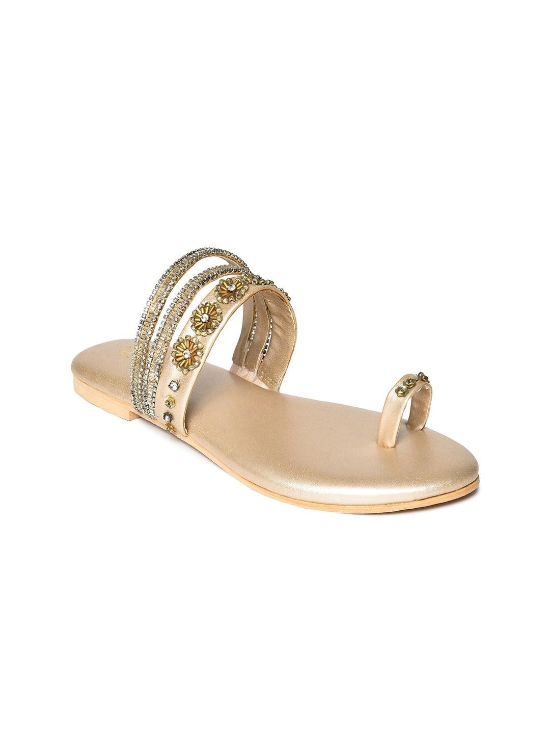W Women Gold-Toned One Toe Flats