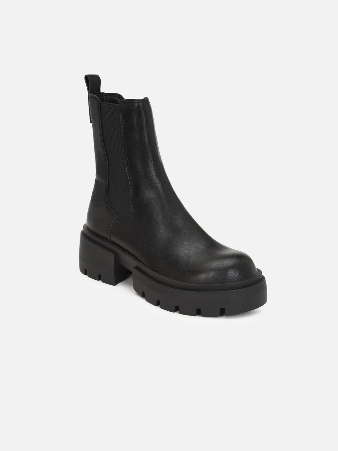 forever-21-women-black-solid-chelsea-boots