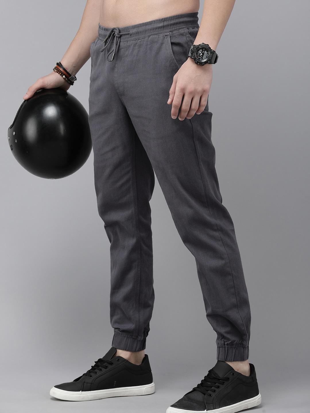 the-roadster-life-co.-men-solid-mid-rise-jogger-trousers