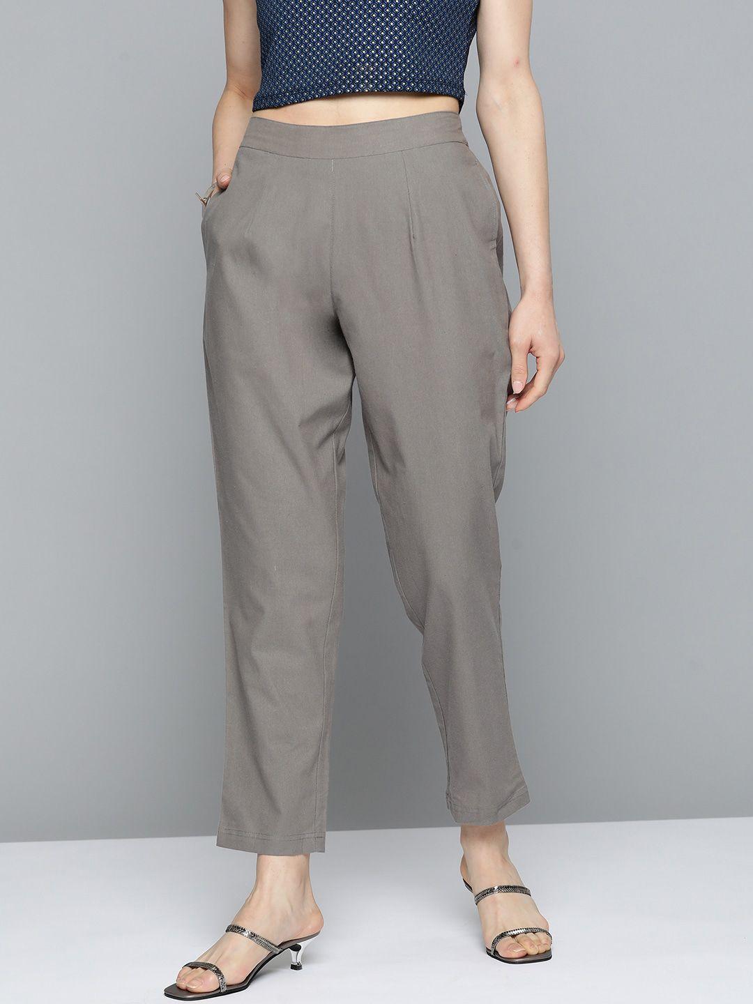 malhaar-women-mid-rise-pleated-cotton-straight-fit-trousers