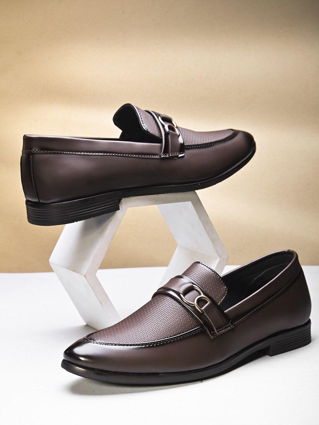 HERE&NOW Men Textured Formal Loafers