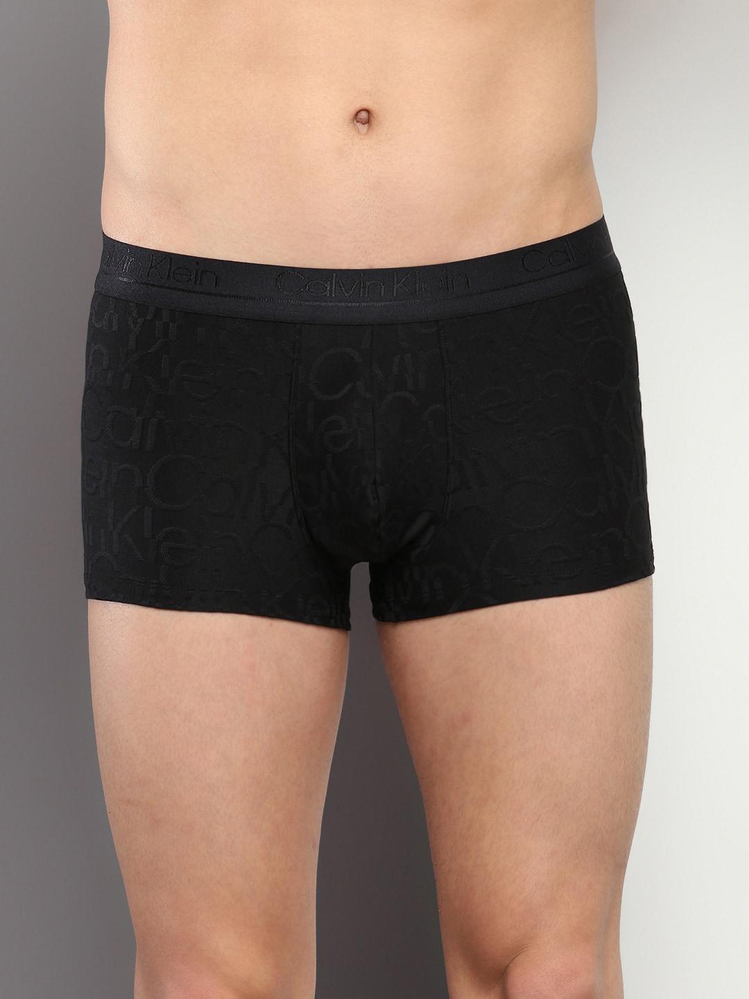 Calvin Klein Underwear Men Mid-Rise Trunk NB3392UB1