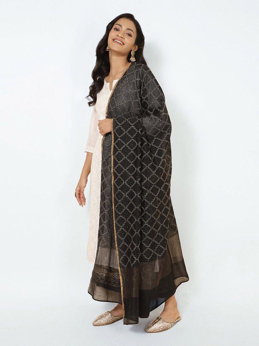 fabindia-ethnic-motifs-embroidered-cotton-silk-dupatta-with-chikankari