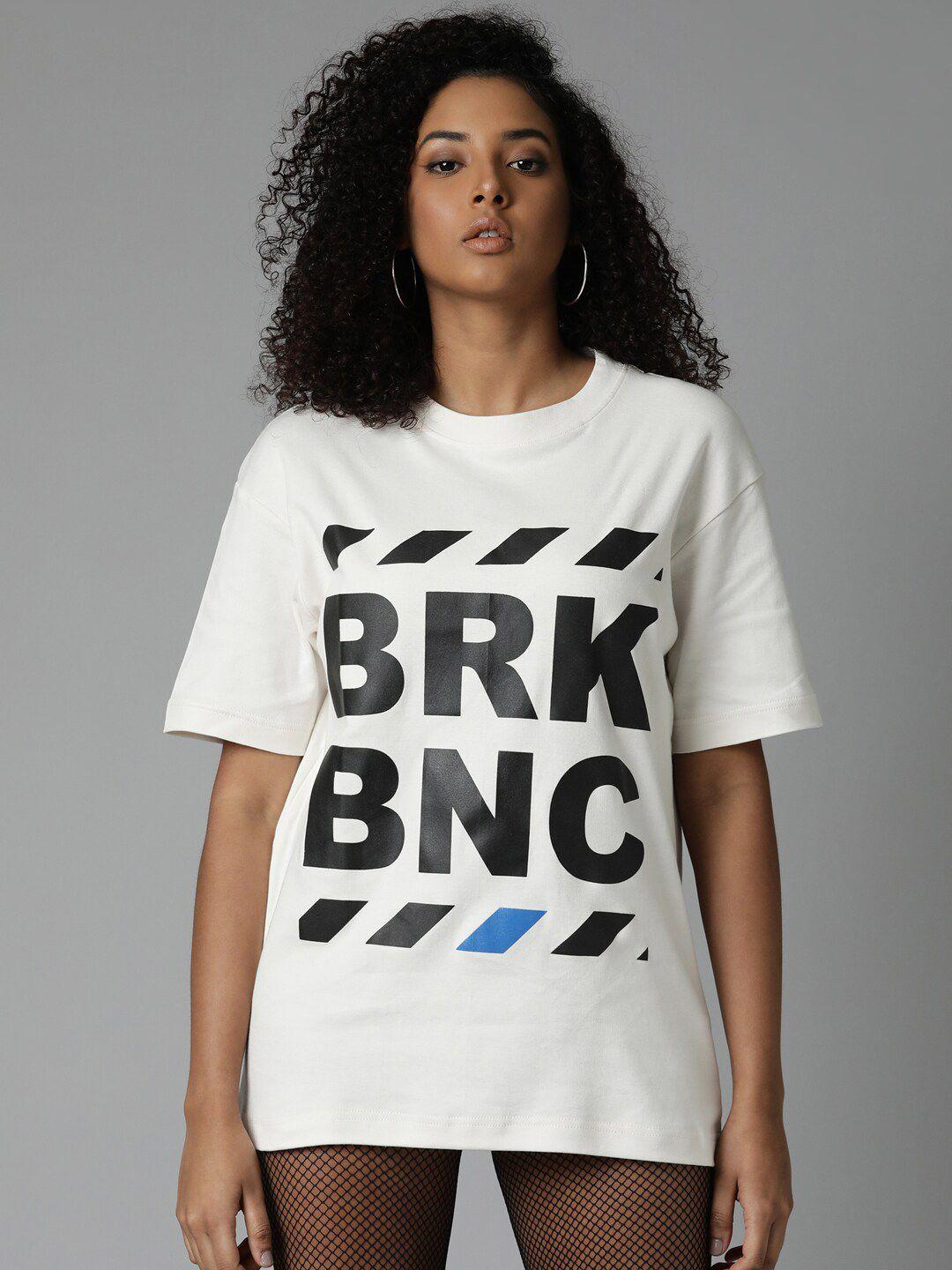 Breakbounce Women Off White Typography Printed Raw Edge T-shirt
