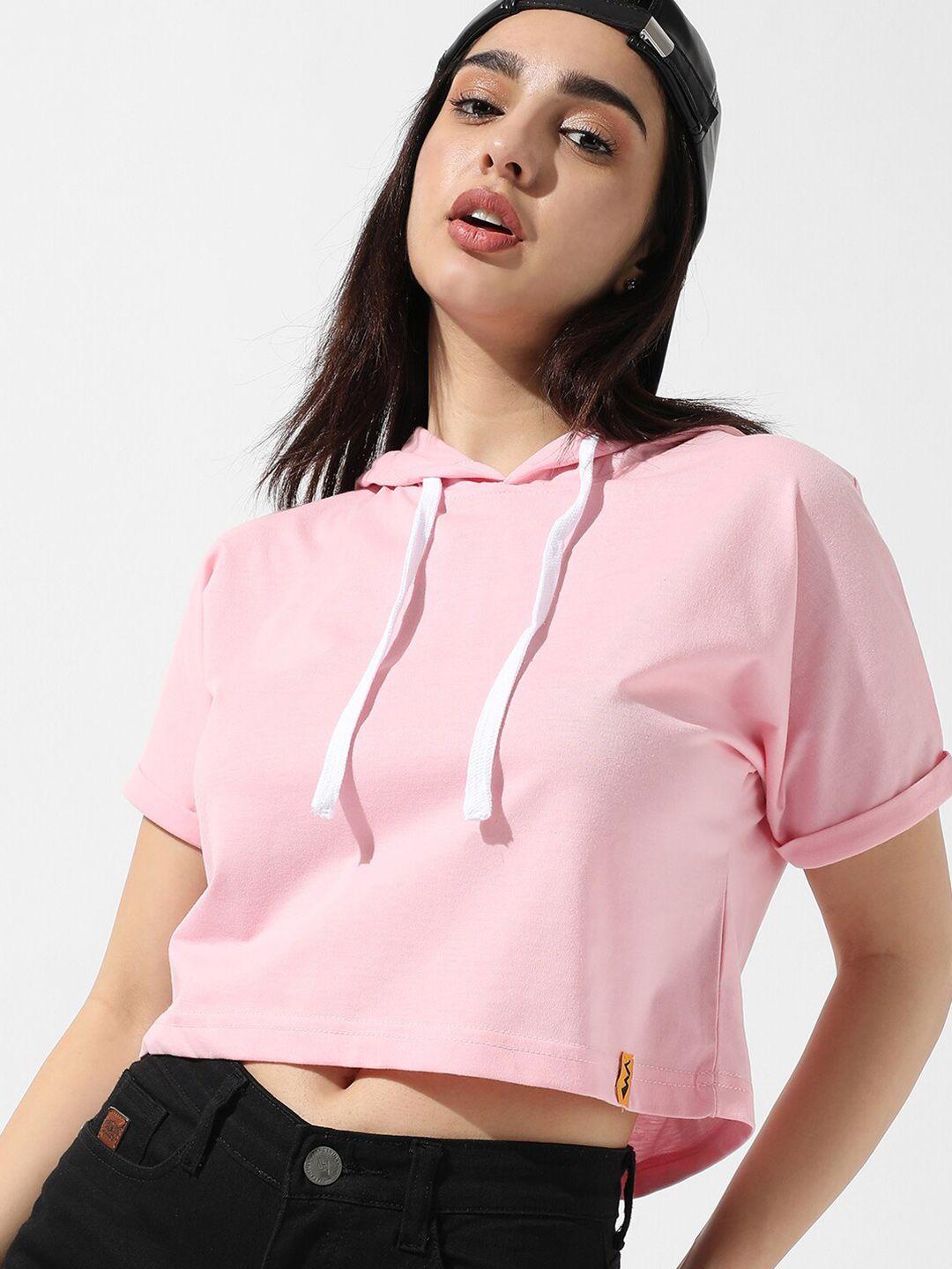 campus-sutra-pink-hooded-extended-sleeves-cotton-crop-t-shirt