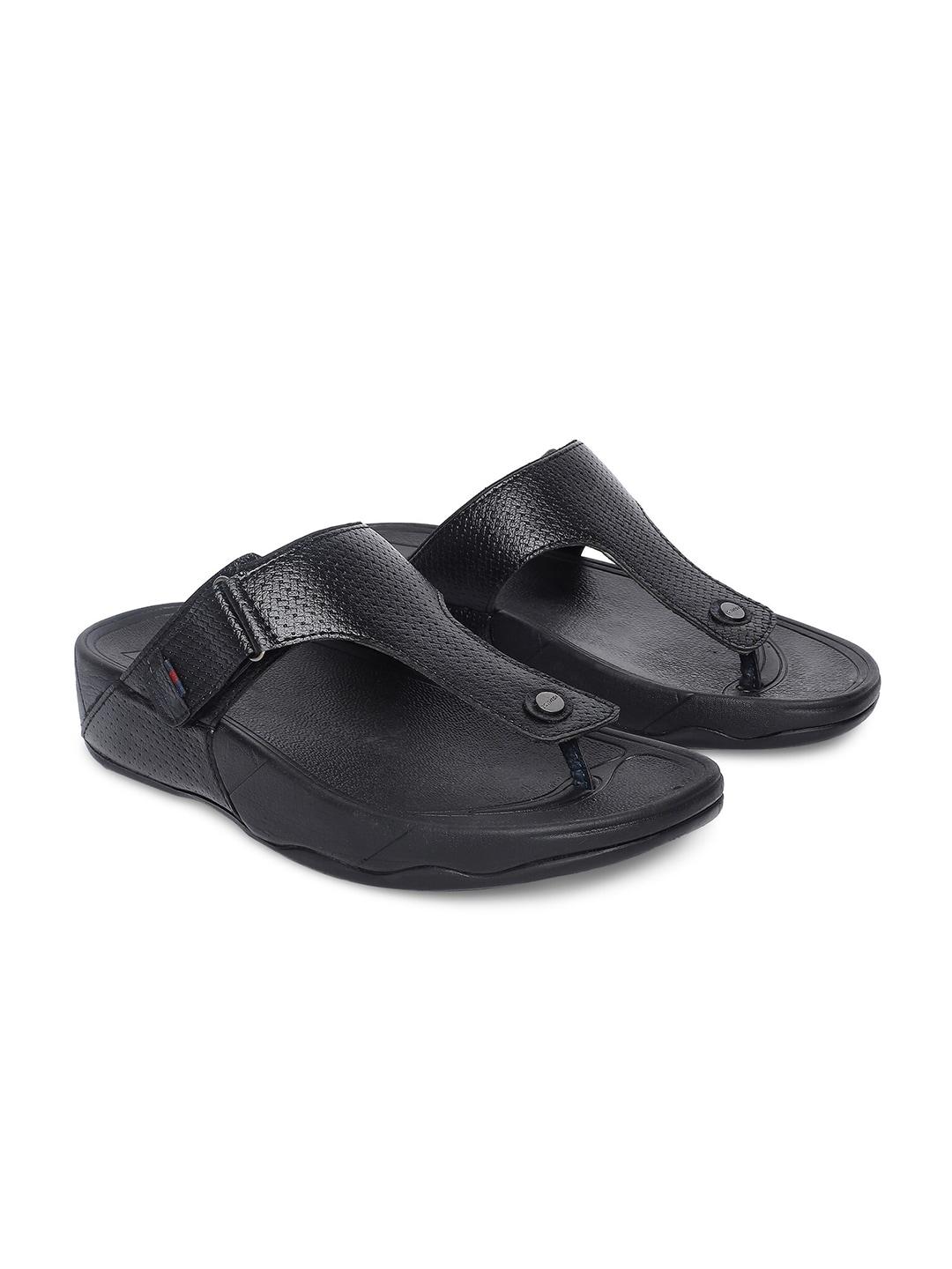 Buckaroo Men Textured Comfort Sandals