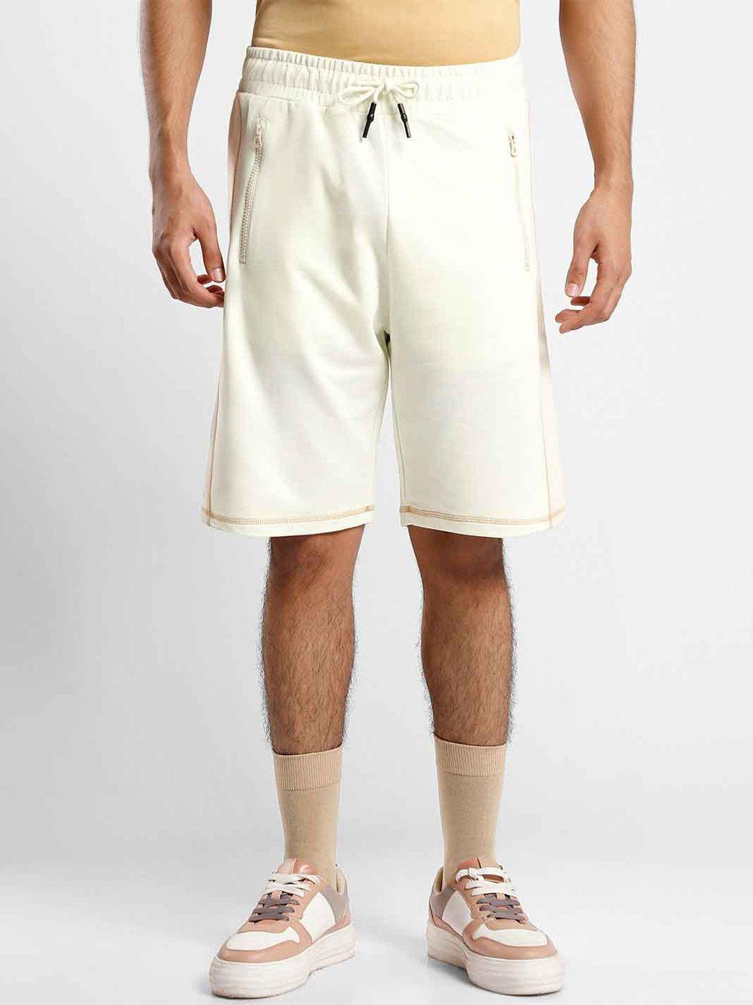 NOBERO Men Off White Shorts