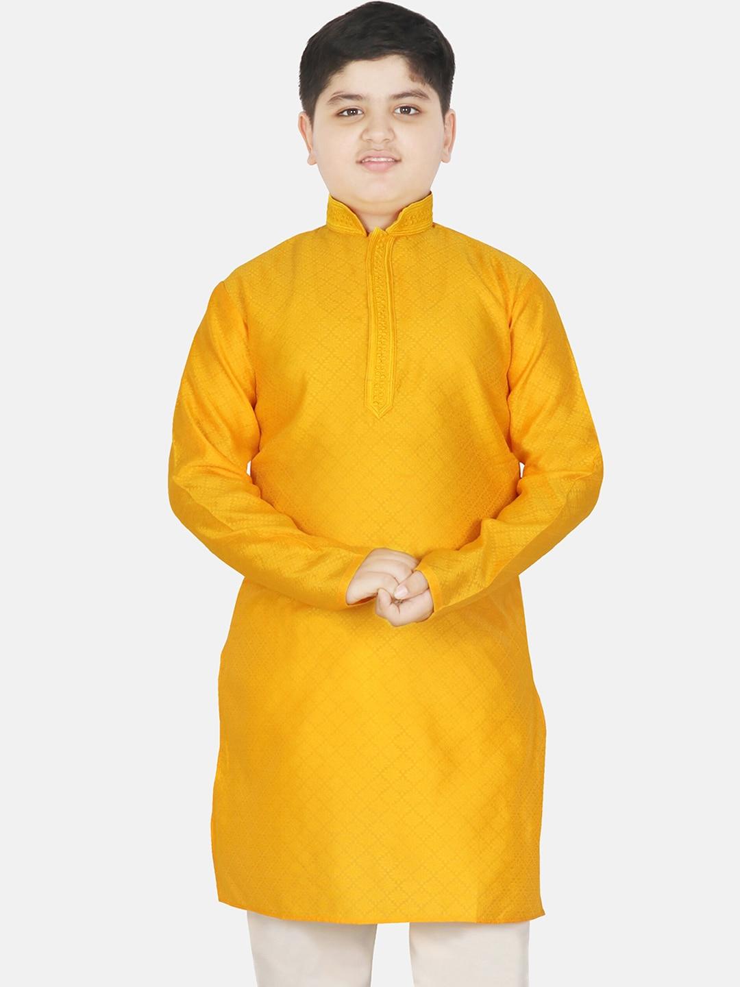 SG YUVRAJ Boys Ethnic Motifs Woven Design Mandarin Collar Long Sleeves Kurta