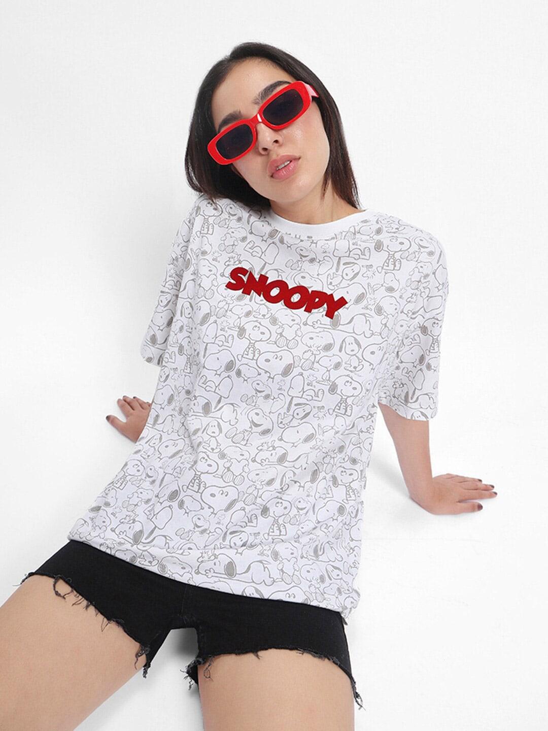 Bewakoof White & Brown Snoopy Printed Pure Cotton T-shirt