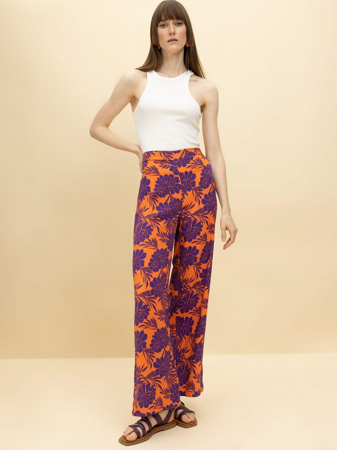 defacto-women-floral-printed-mid-rise-plain-parallel-trousers