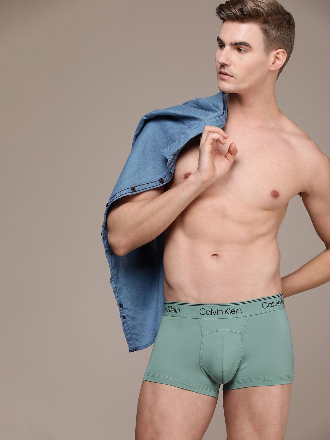 calvin-klein-underwear-men-low-rise-trunk-nb3235cax