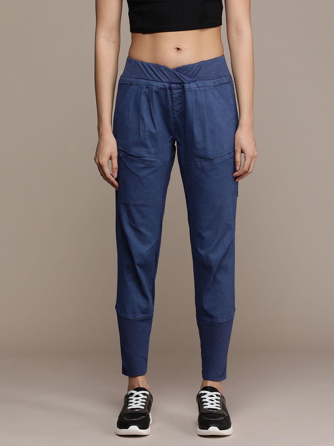 the-roadster-lifestyle-co.women-solid-joggers-trousers