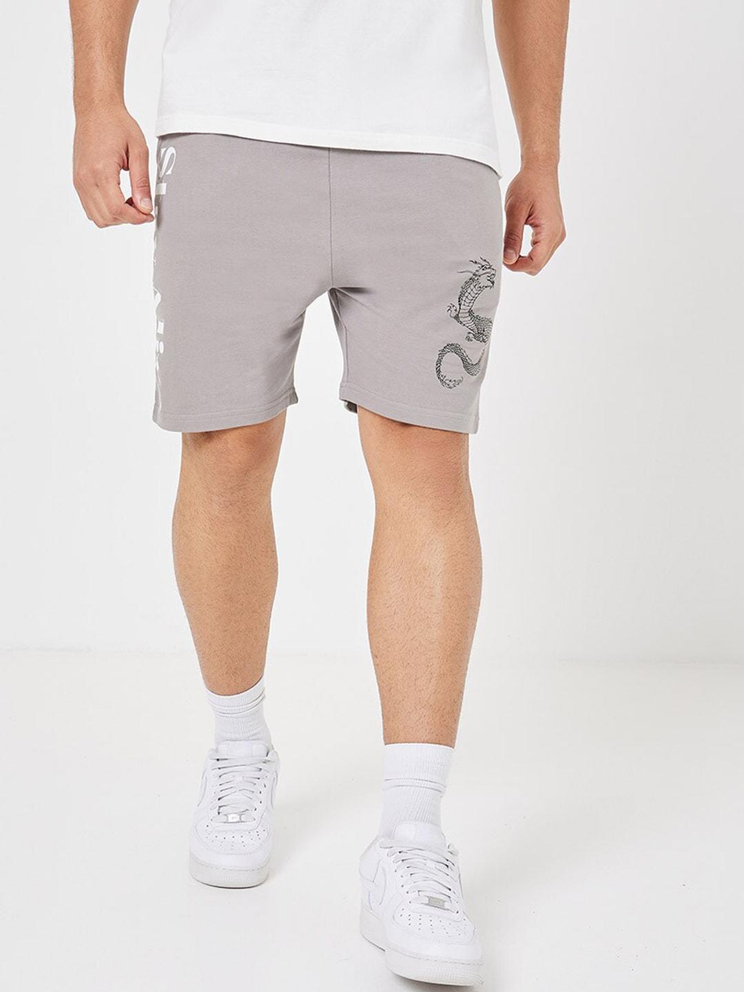 Styli Men Grey Dragon Graphic Printed Mid-Rise Pure Cotton Shorts