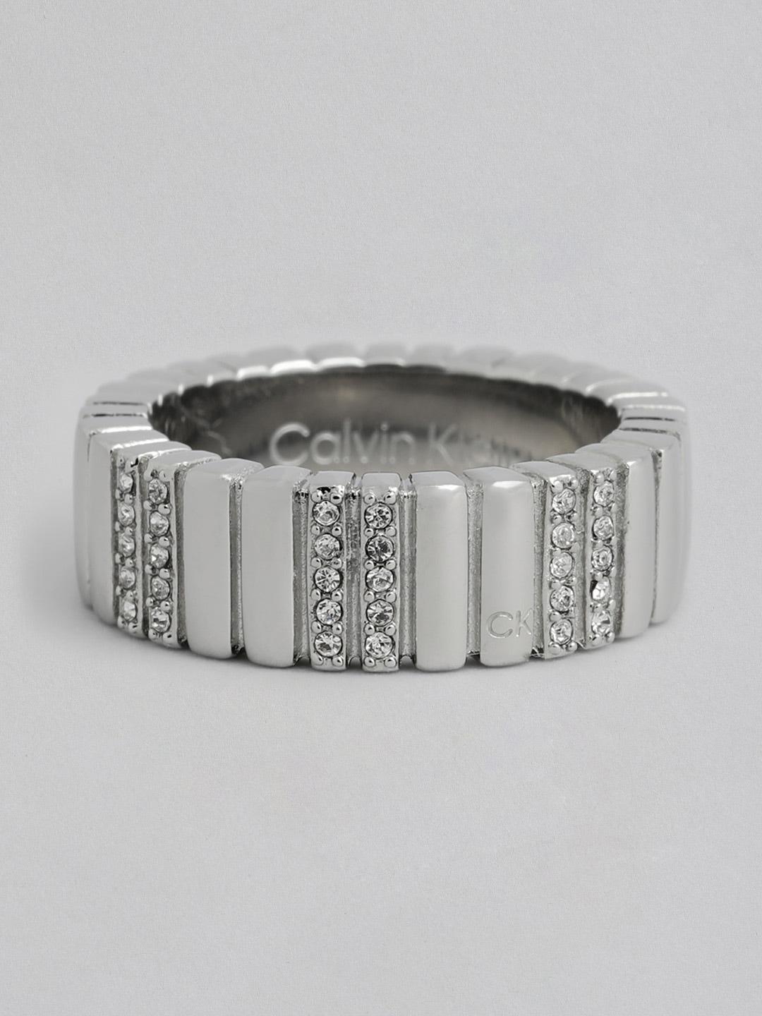 calvin-klein-women-minimalistic-metals-stone-finger-ring
