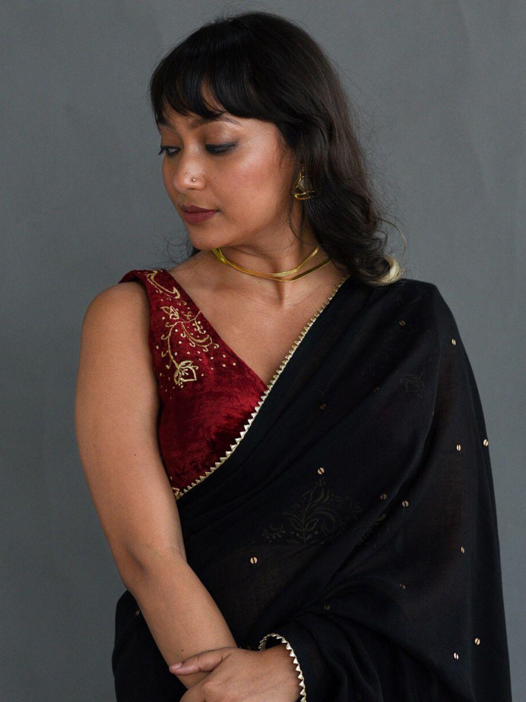 suta-floral-embroidered-v-neckline-saree-blouse