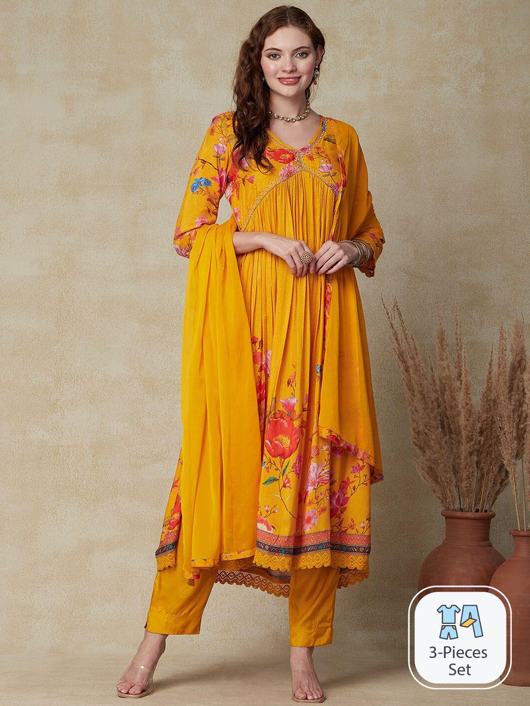 FASHOR Women Yellow Floral Printed Empire Beads and Stones Kurta with Trousers & With Dupatta
