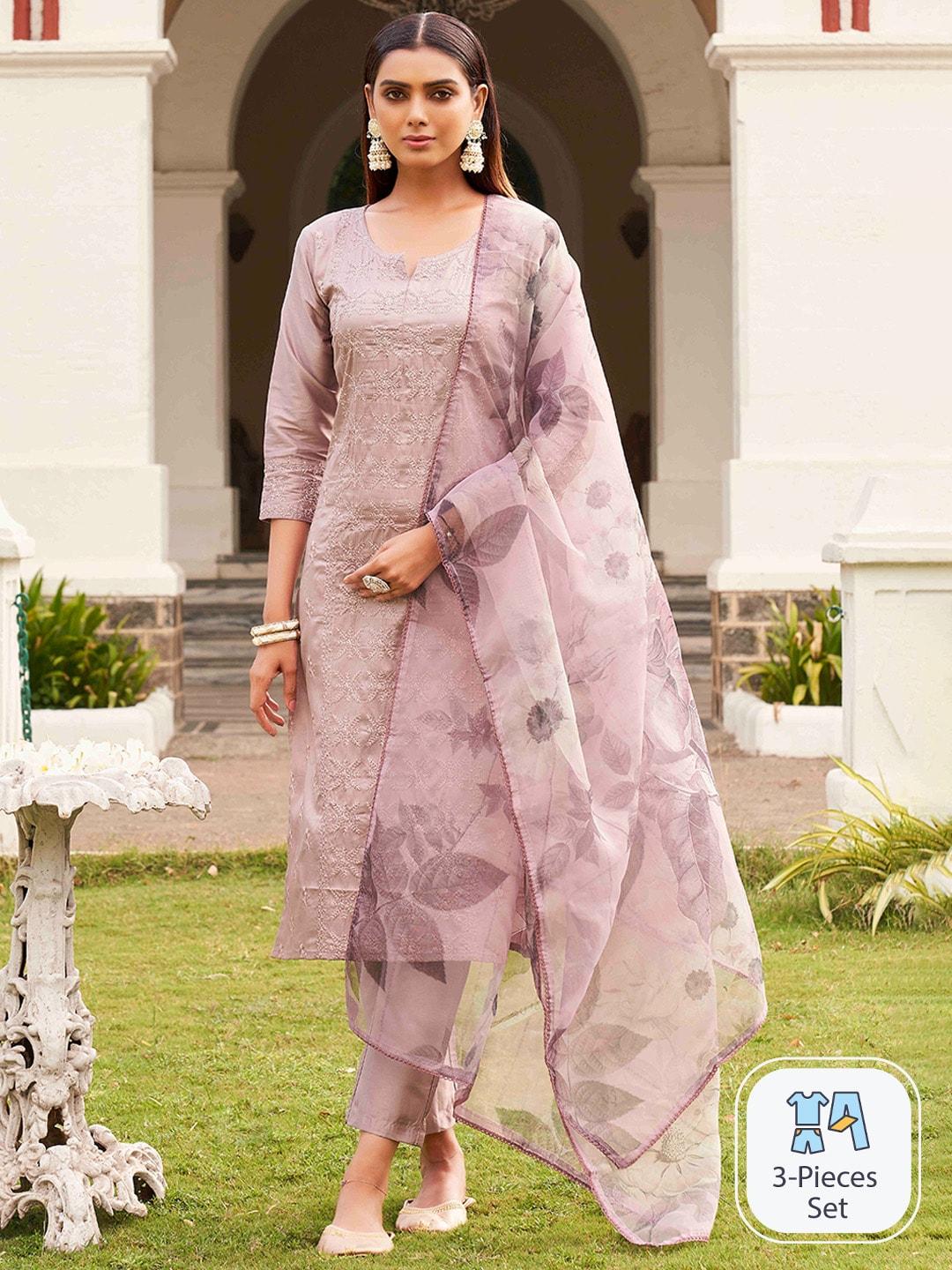 Tikhi Imli Women Mauve Embroidered Regular Kantha Work Pure Cotton Kurta with Trousers & With Dupatta