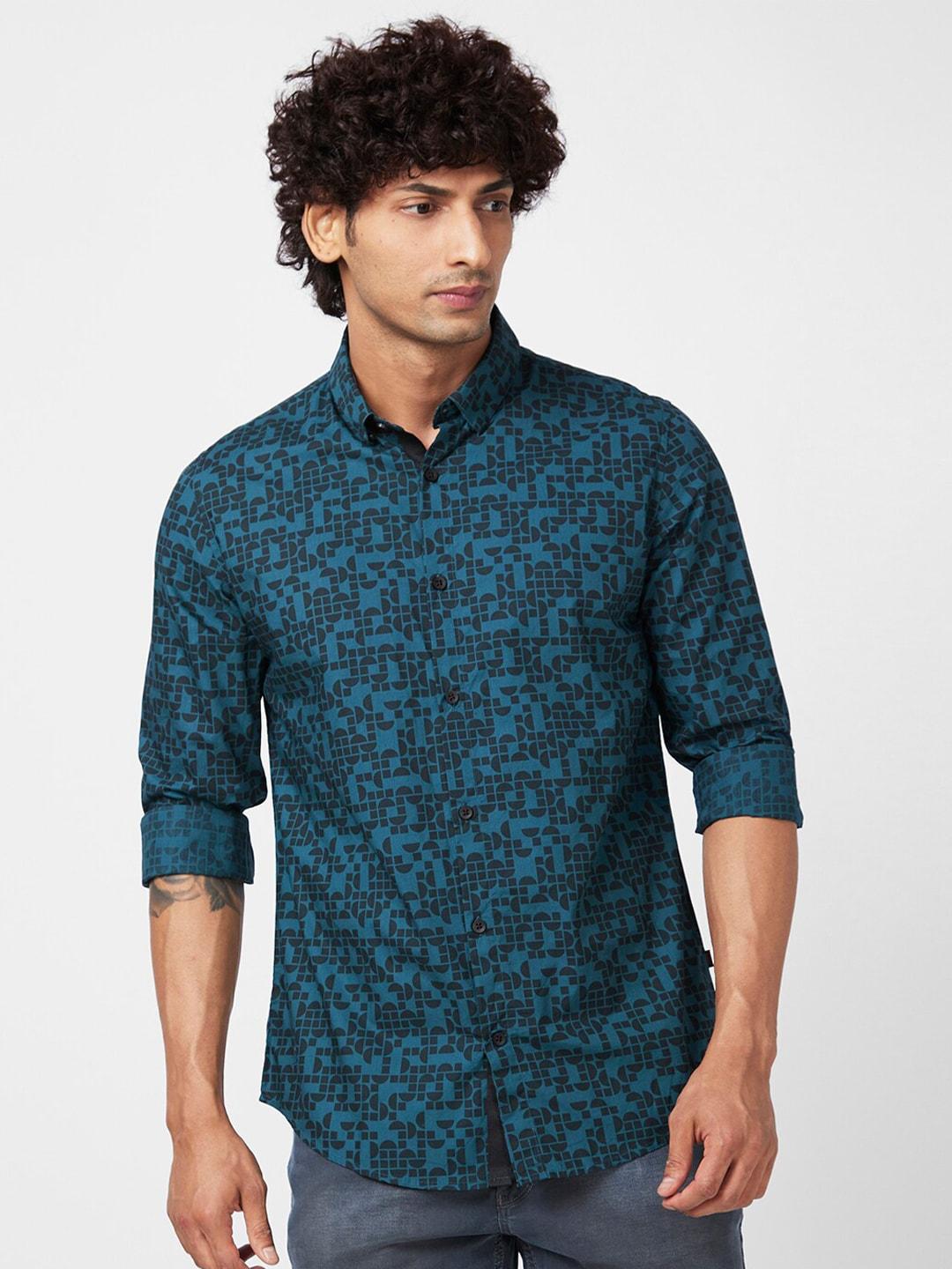 spykar-slim-fit-geometric-printed-opaque-cotton-casual-shirt
