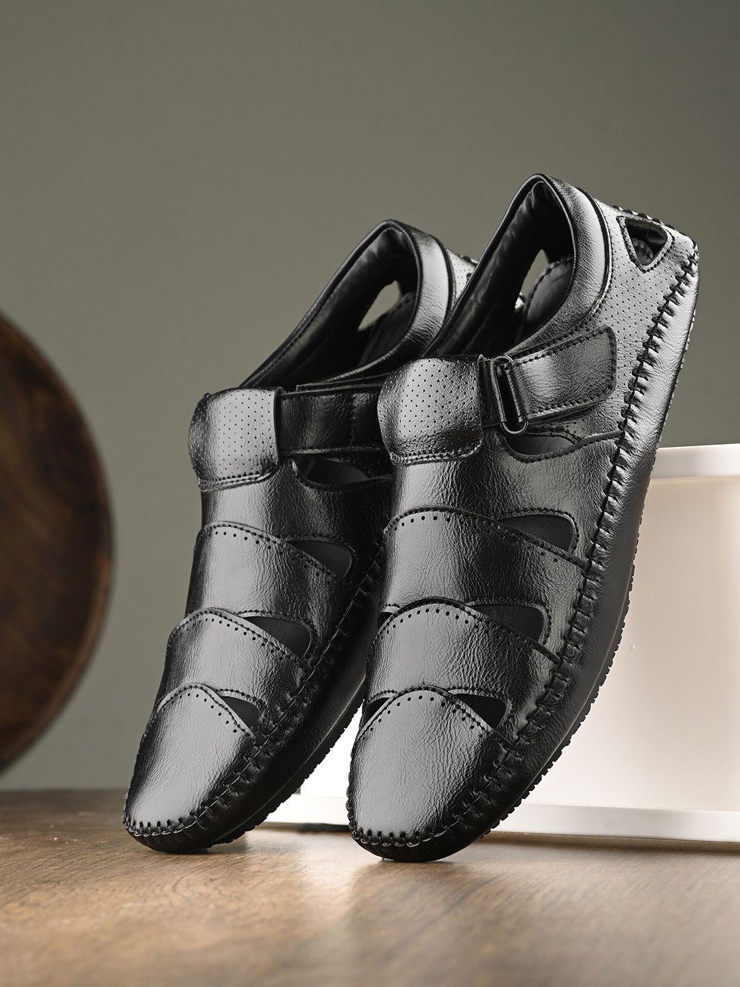 El Paso Men Textured Shoe-Style Sandals
