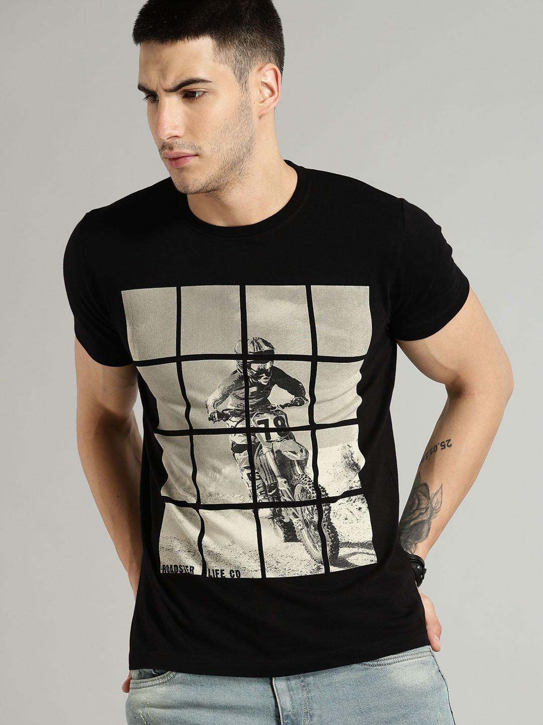 Roadster Men Black Grid Printed Round Neck Pure Cotton T-shirt