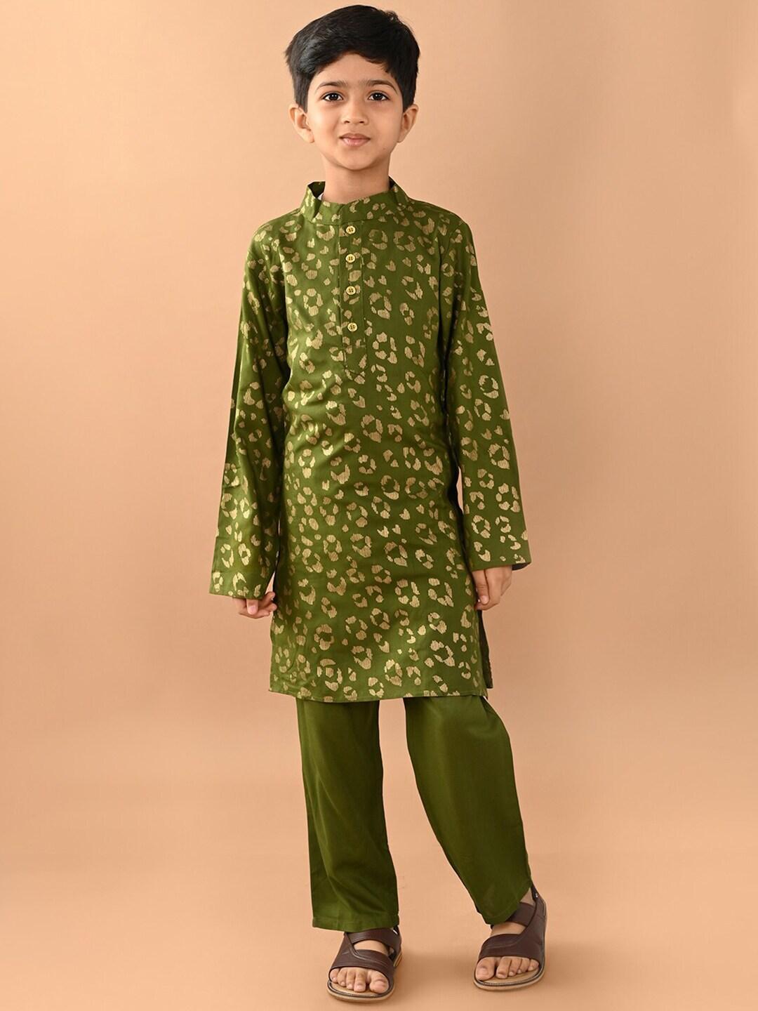 LilPicks Boys Abstract Printed Mandarin Collar Straight Pure Cotton Kurta With Pyjamas