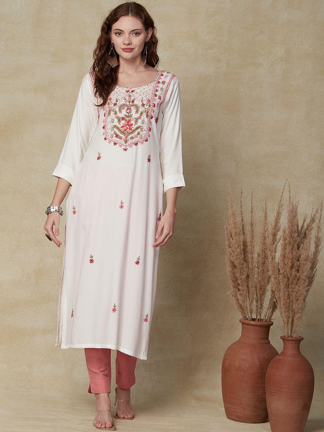 fashor-white-&-red-floral-embroidered-straight-kurta