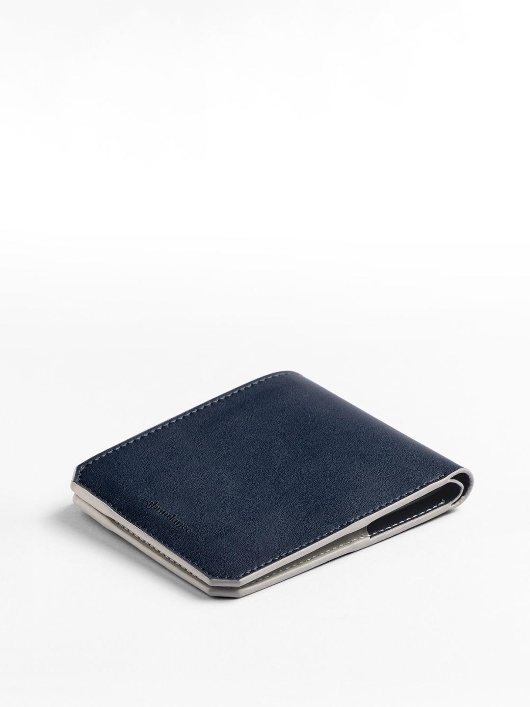 scarters-textured-two-fold-wallet