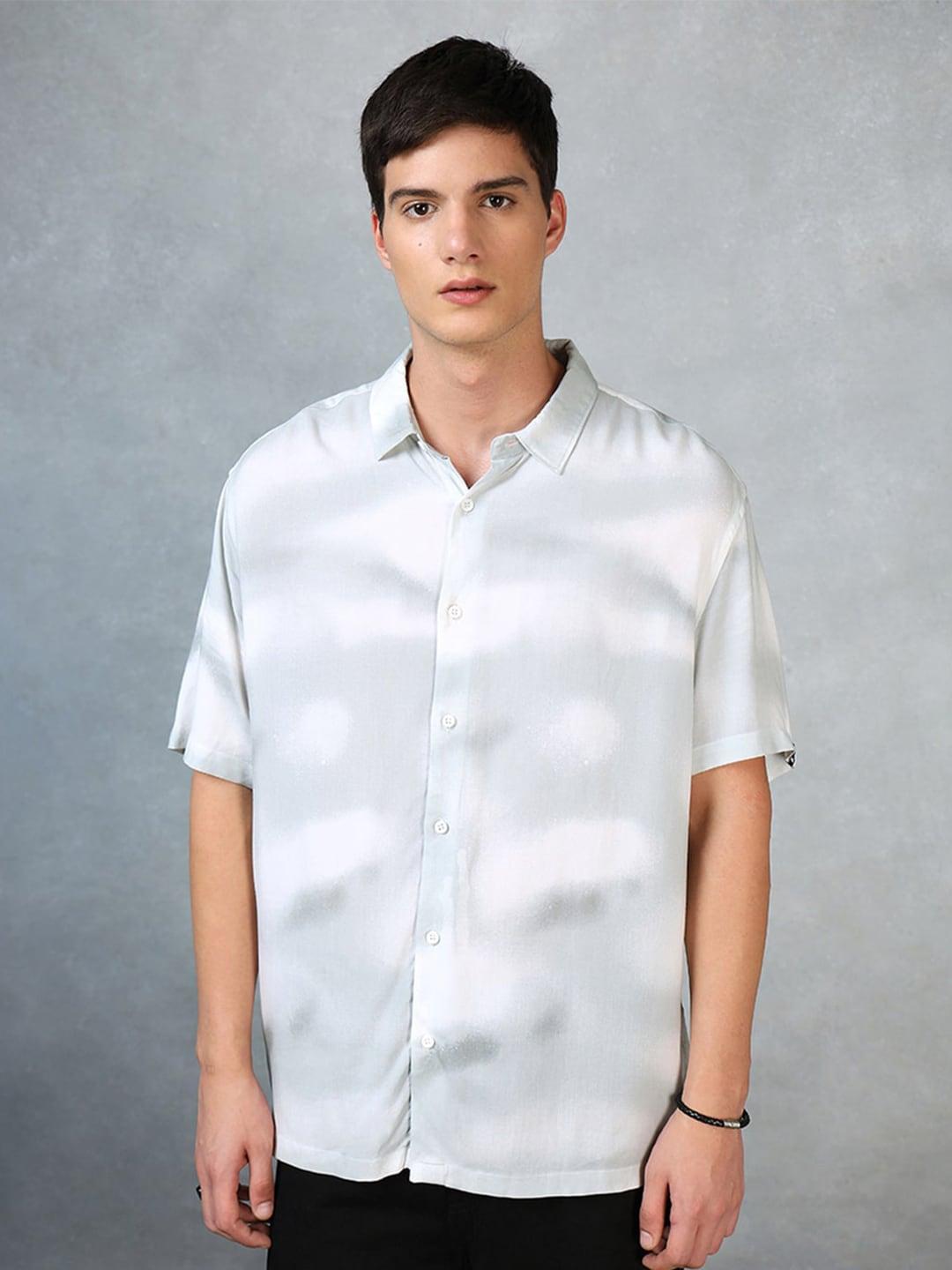 Bewakoof Abstract Printed Oversized Casual Shirt