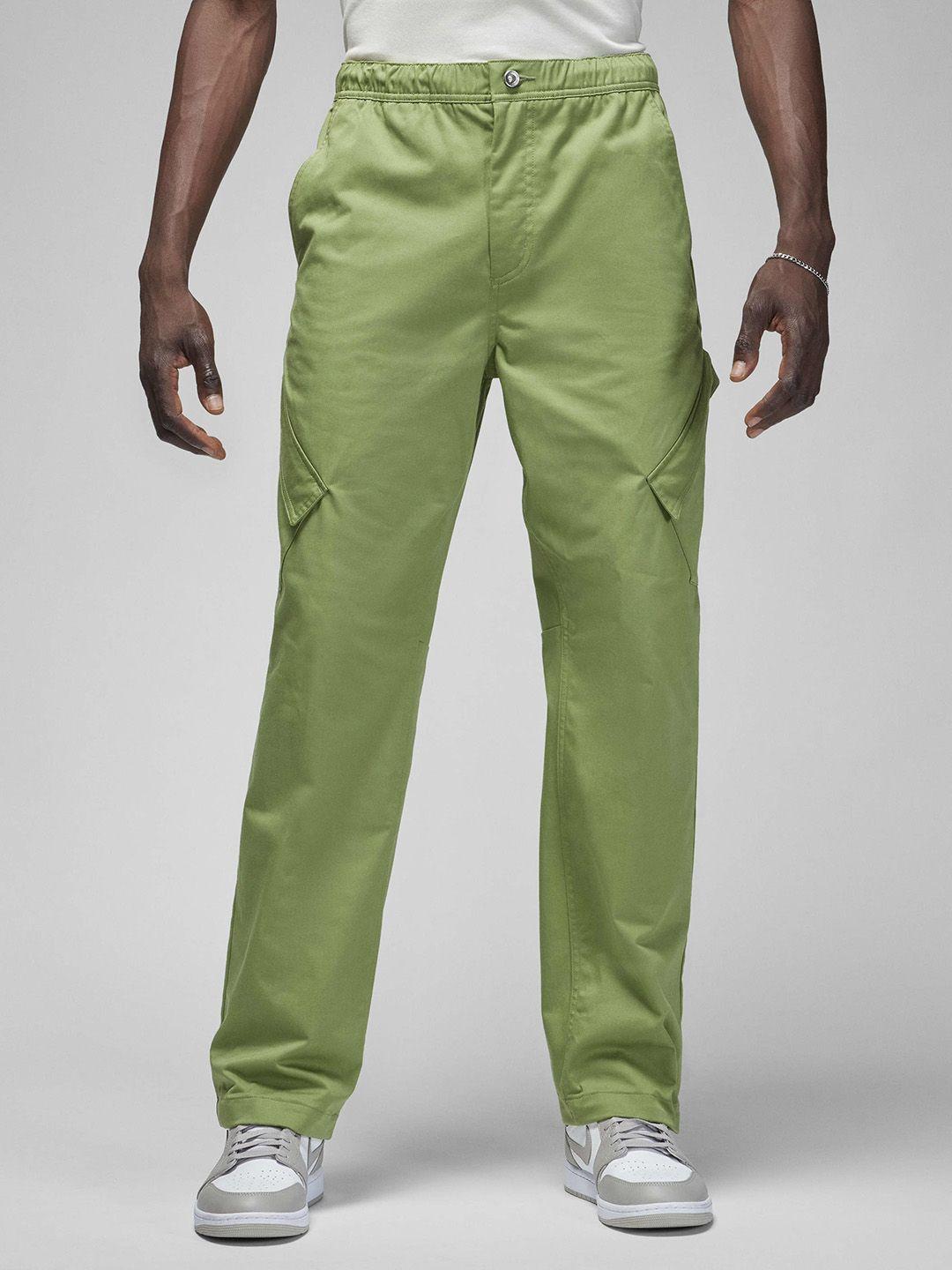 nike-jordan-essentials-men-mid-rise-chicago-cargo-trousers