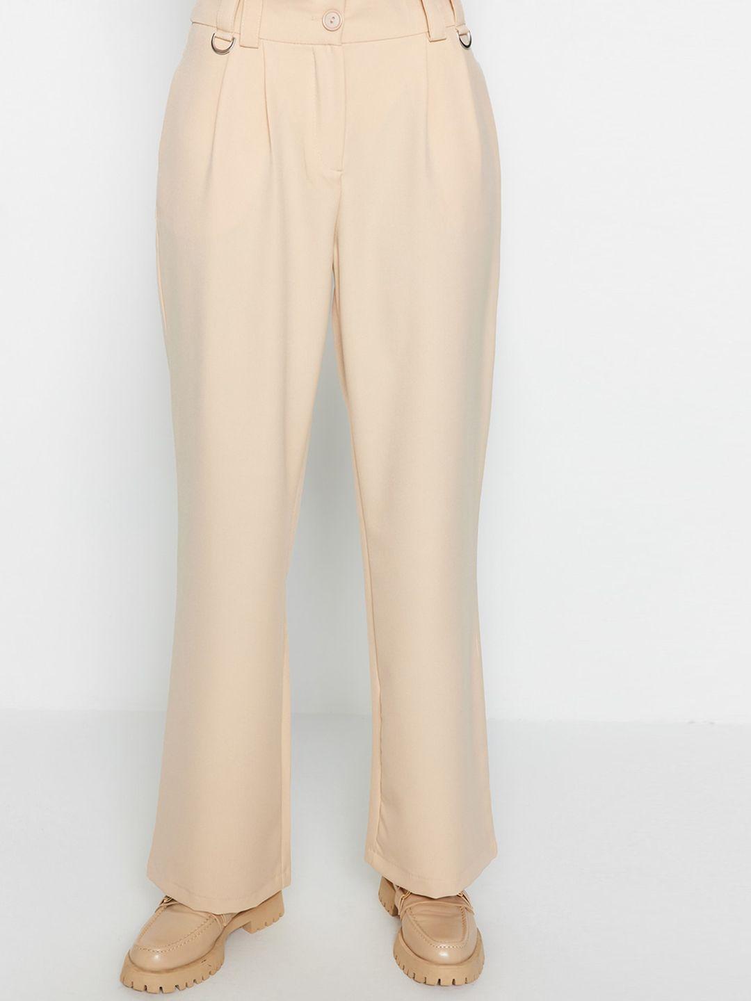 trendyol-women-mid-rise-regular-fit-pleated-bootcut-trousers