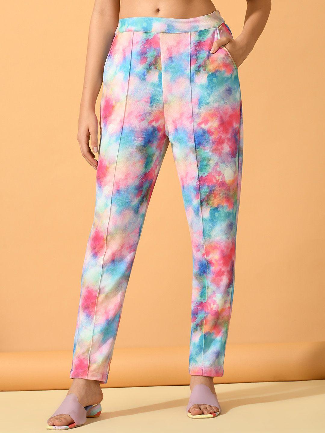 myshka-women-abstract-printed-comfort-slim-fit-wrinkle-free-cigarette-trousers