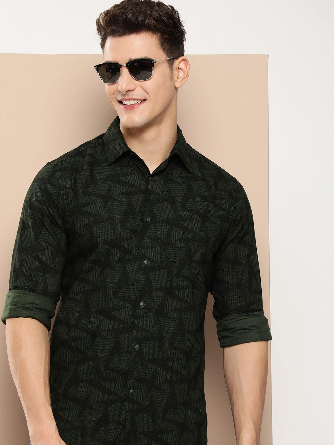 here&now-men-slim-fit-geometric-printed-casual-shirt