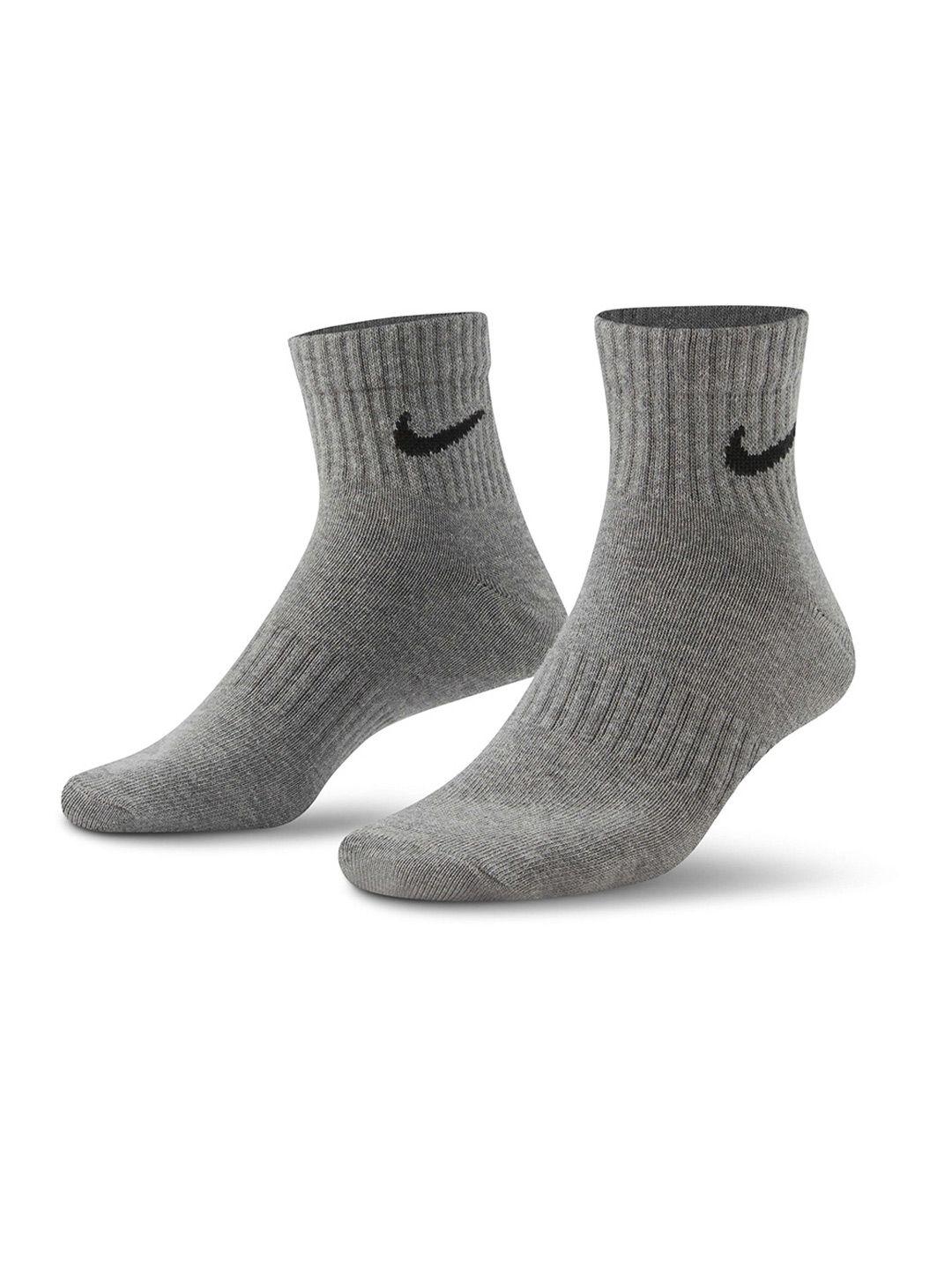 nike-men-pack-of-3-patterned-training-ankle-length-socks