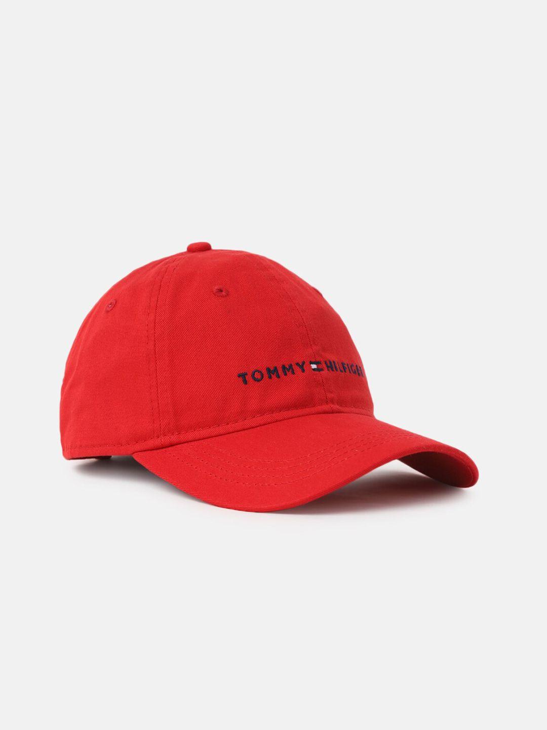 tommy-hilfiger-men-typography-printed-cotton-baseball-cap