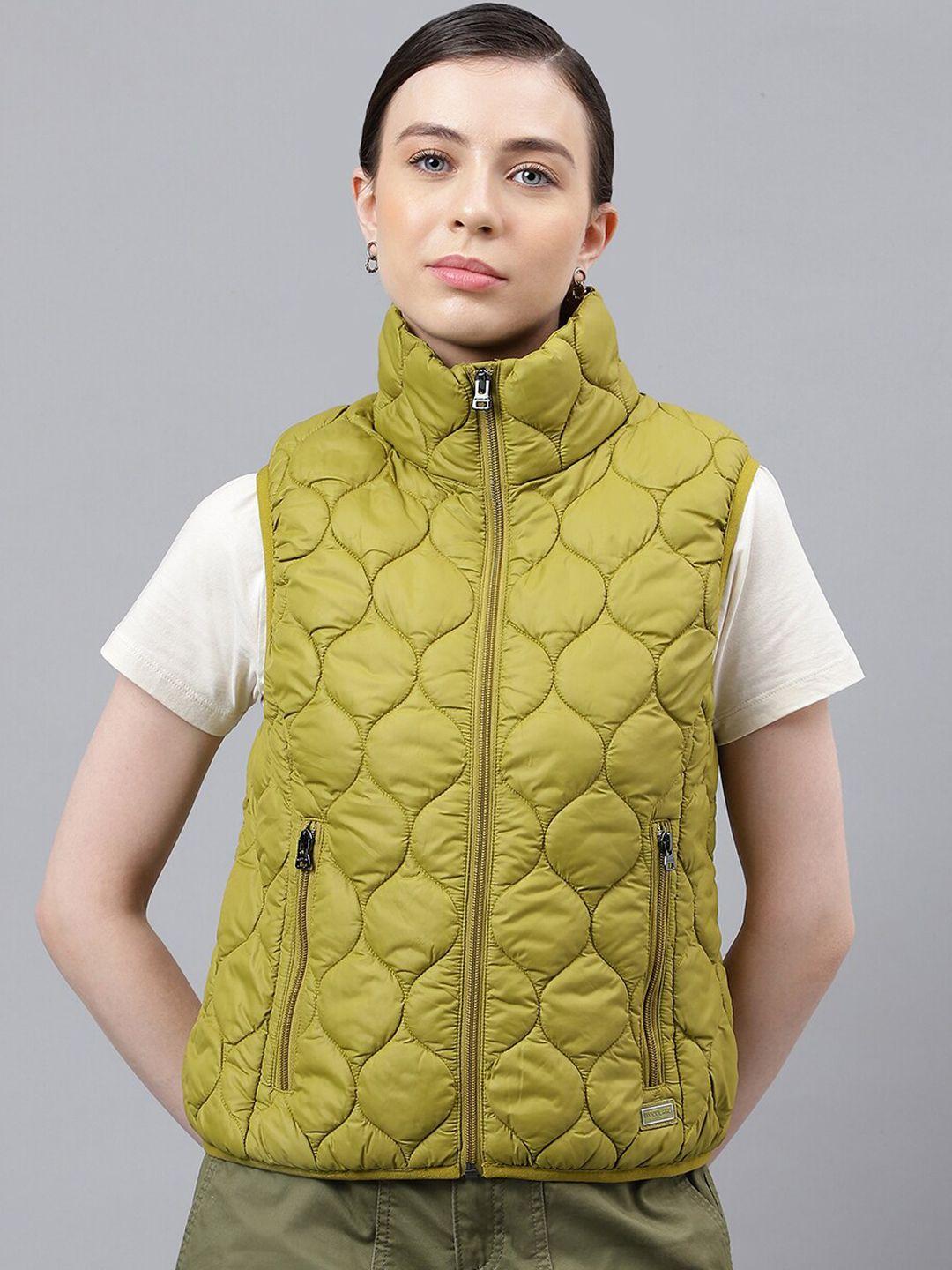Woodland Self Design Mock Collar Sleeveless Quilted Jacket