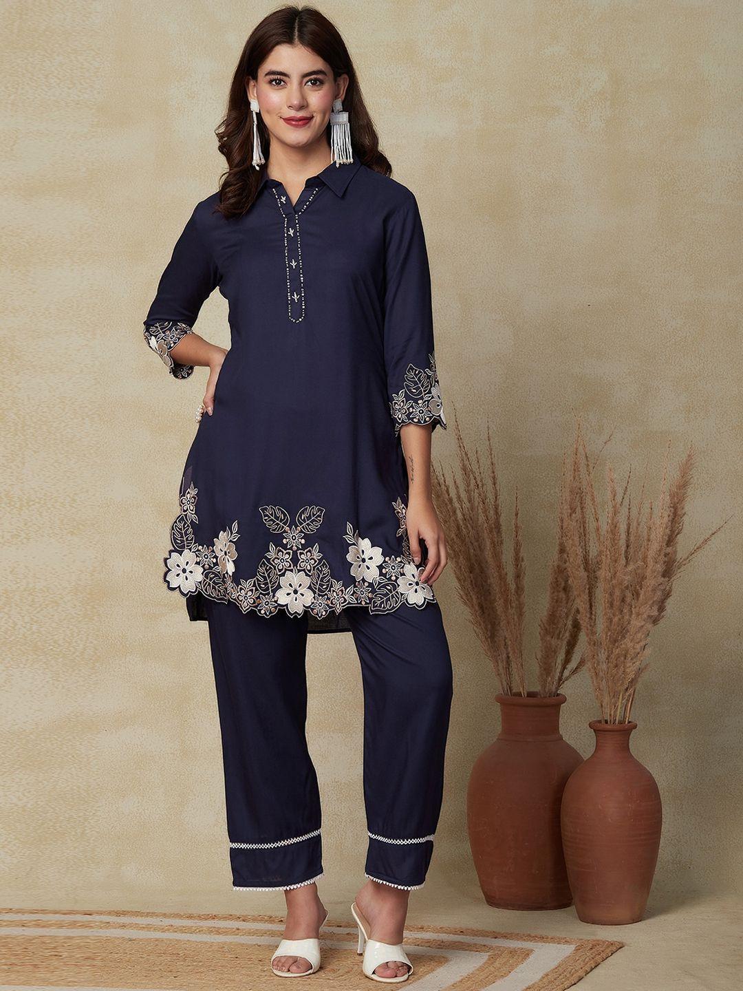 FASHOR Floral Embroidered Kurta With Trousers