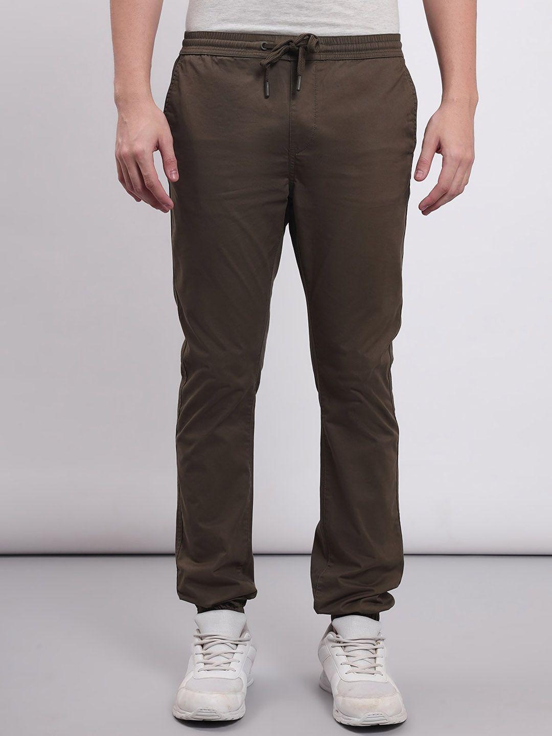 lee-men-relaxed-fit-mid-rise-joggers